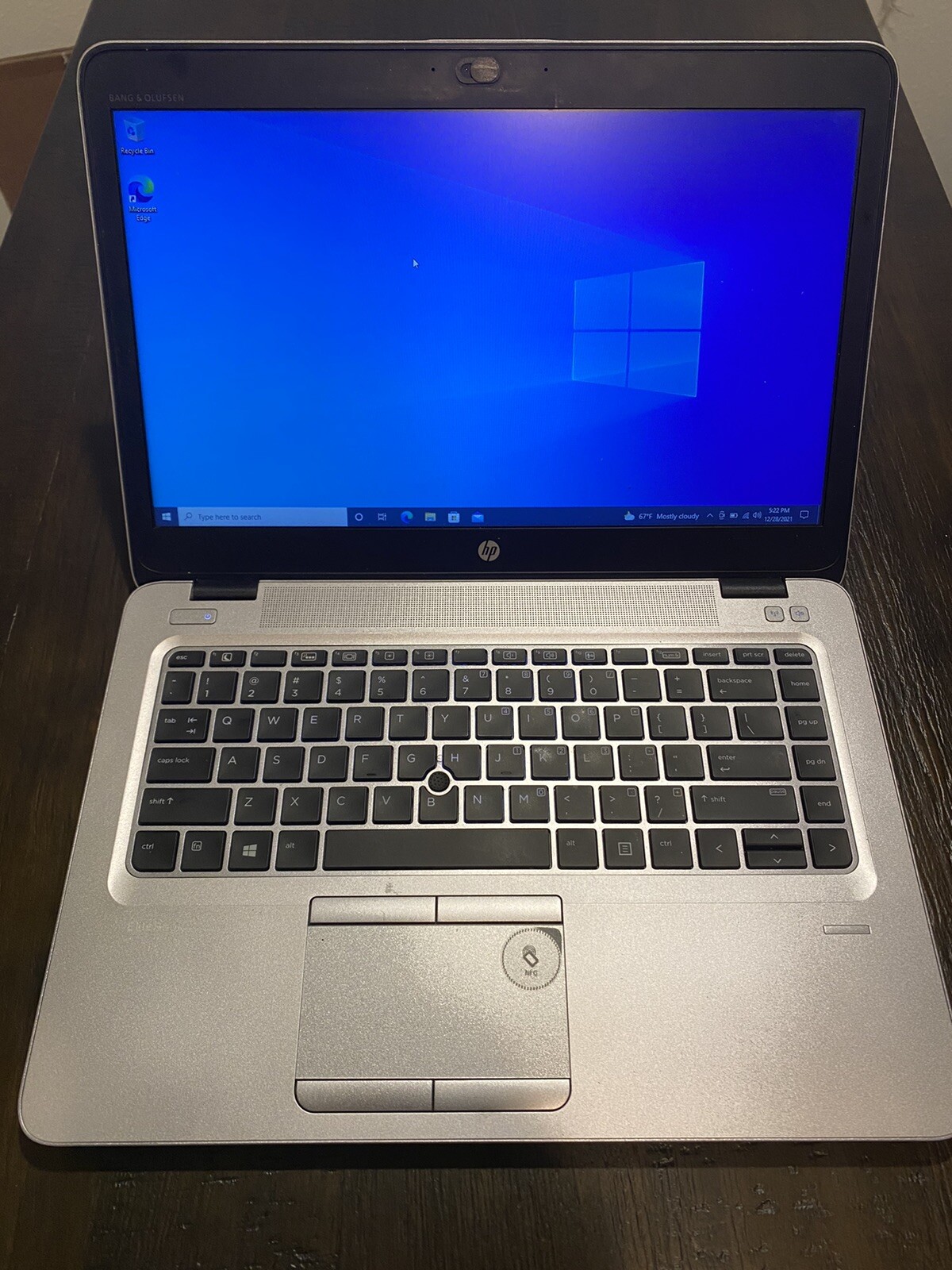 HP EliteBook 745 G3 14″ AMD A10 8 GB RAM 128 GB SSD VGA USB-C WiFi Win 10 Laptop
