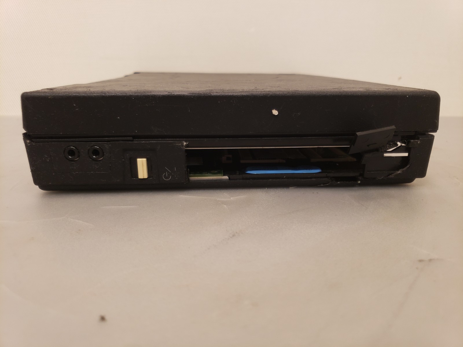 Vintage IBM Thinkpad 755C Intel 486-DX4 Laptop 9545-LOG for Project or Parts