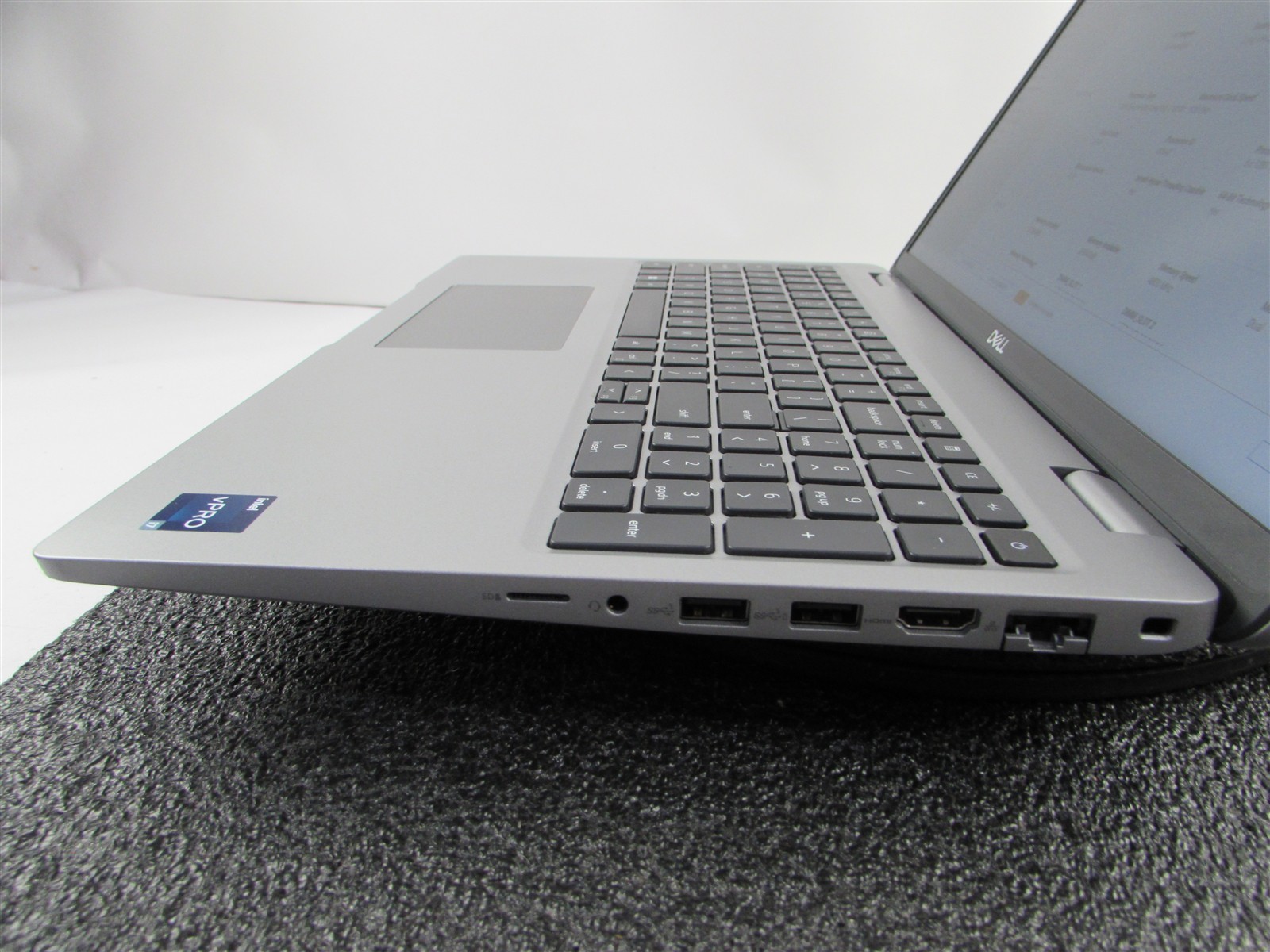 DELL LATITUDE 5540 1920X1080 FHD CORE I7-1370P 14 CORE NO SSD 32GB RAM NO O.S