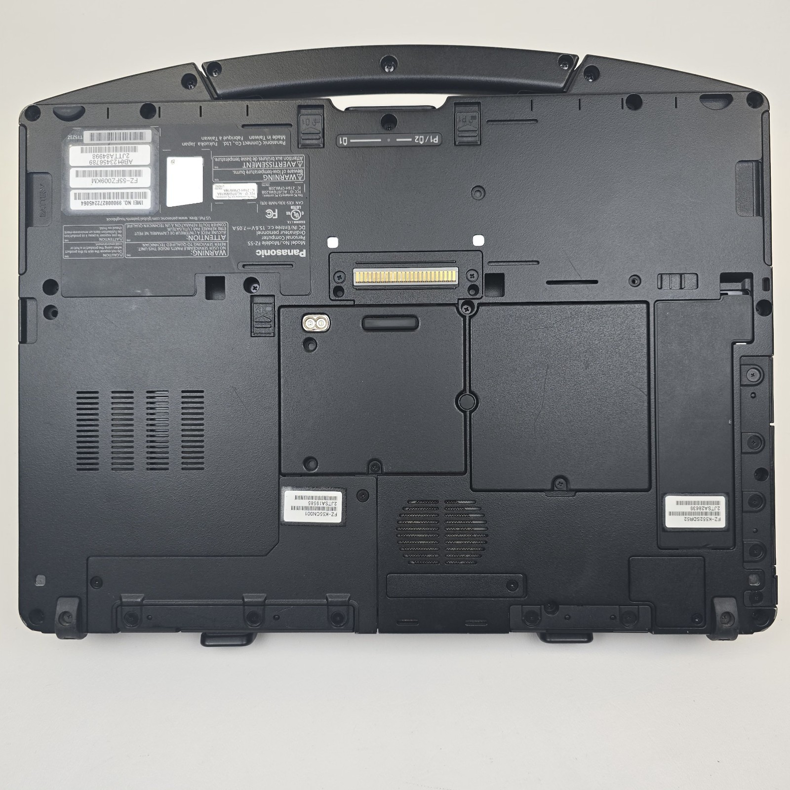 Panasonic Toughbook FZ-55 MK2 FHD Touch I7-1185G7 32GB 512 NO OS/AC – BAD LCD