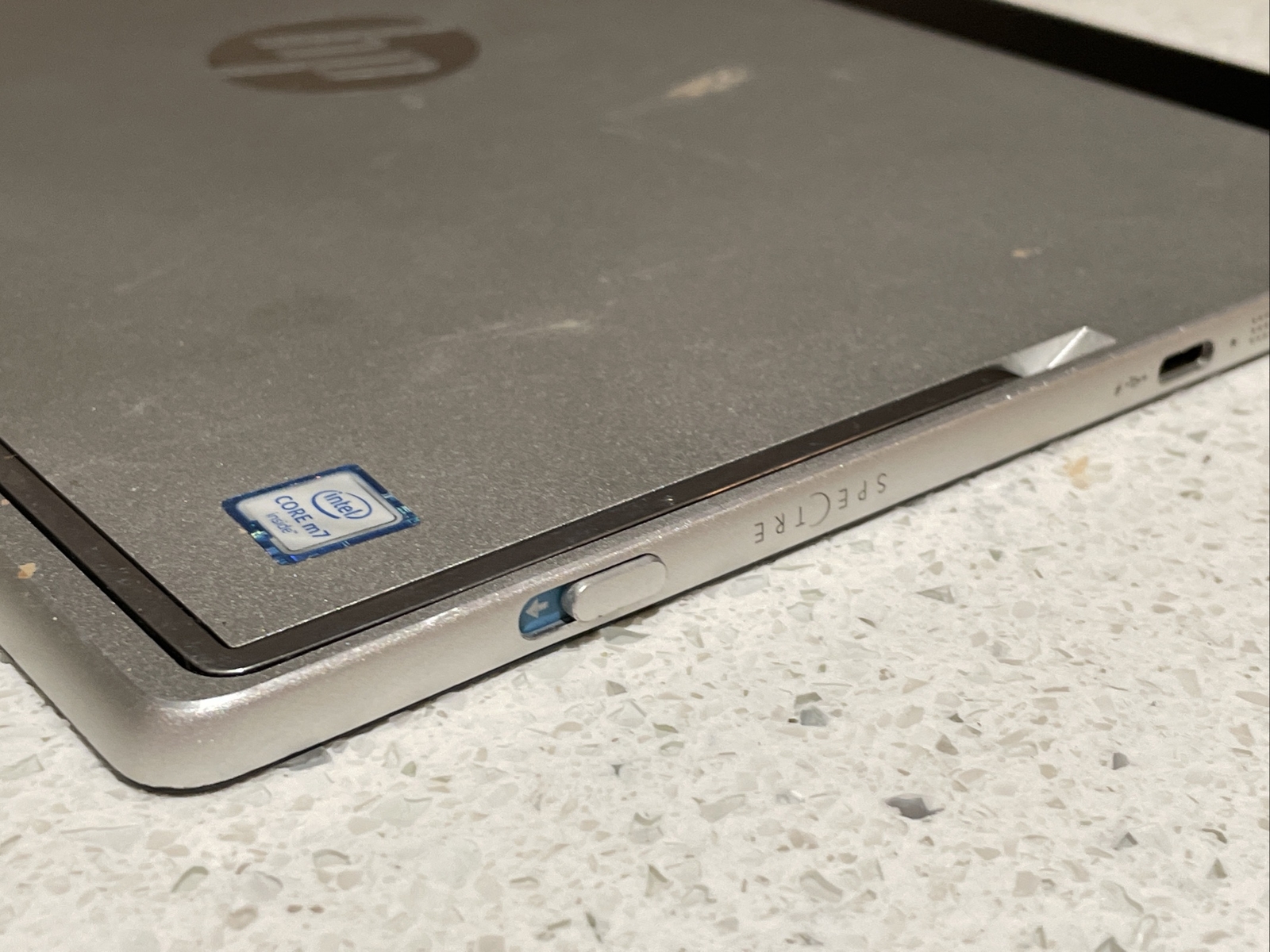 HP Spectre ×2 Intel™Core m7-6Y75 Detachable 4G LTE / 8GB 256 GB SSD/ USB-C
