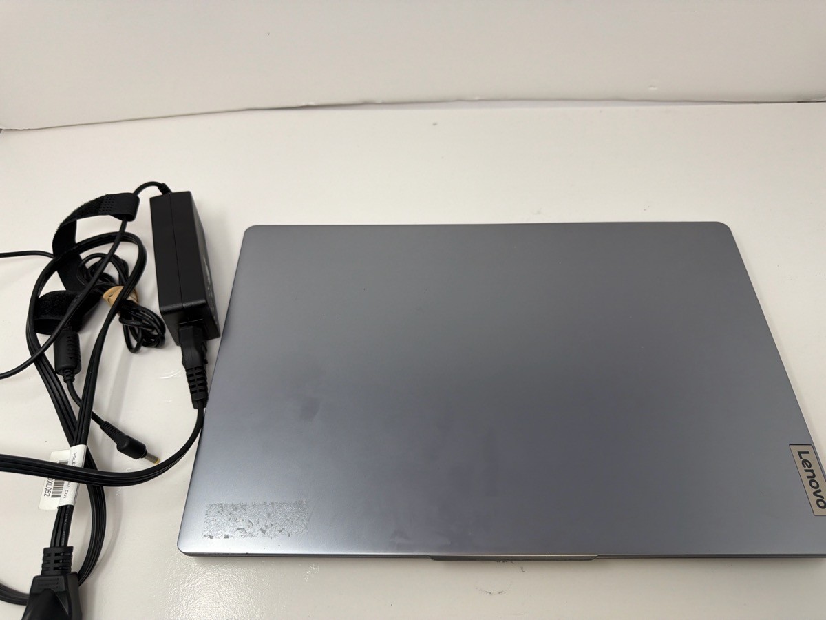 LENOVO IDEAPAD SLIM 3 15IAN8 (B07006893)