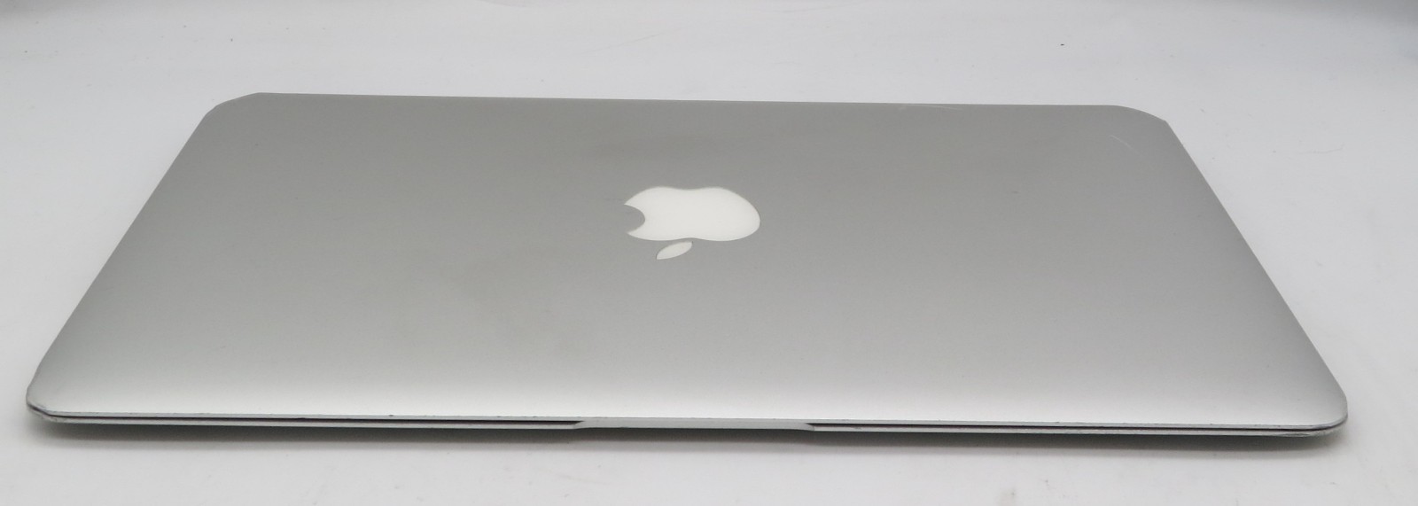 MacBook Air A1465 (2014) | i5-4260U @ 1.4 | 4GB RAM | 128GB HDD | macOS X 10.9