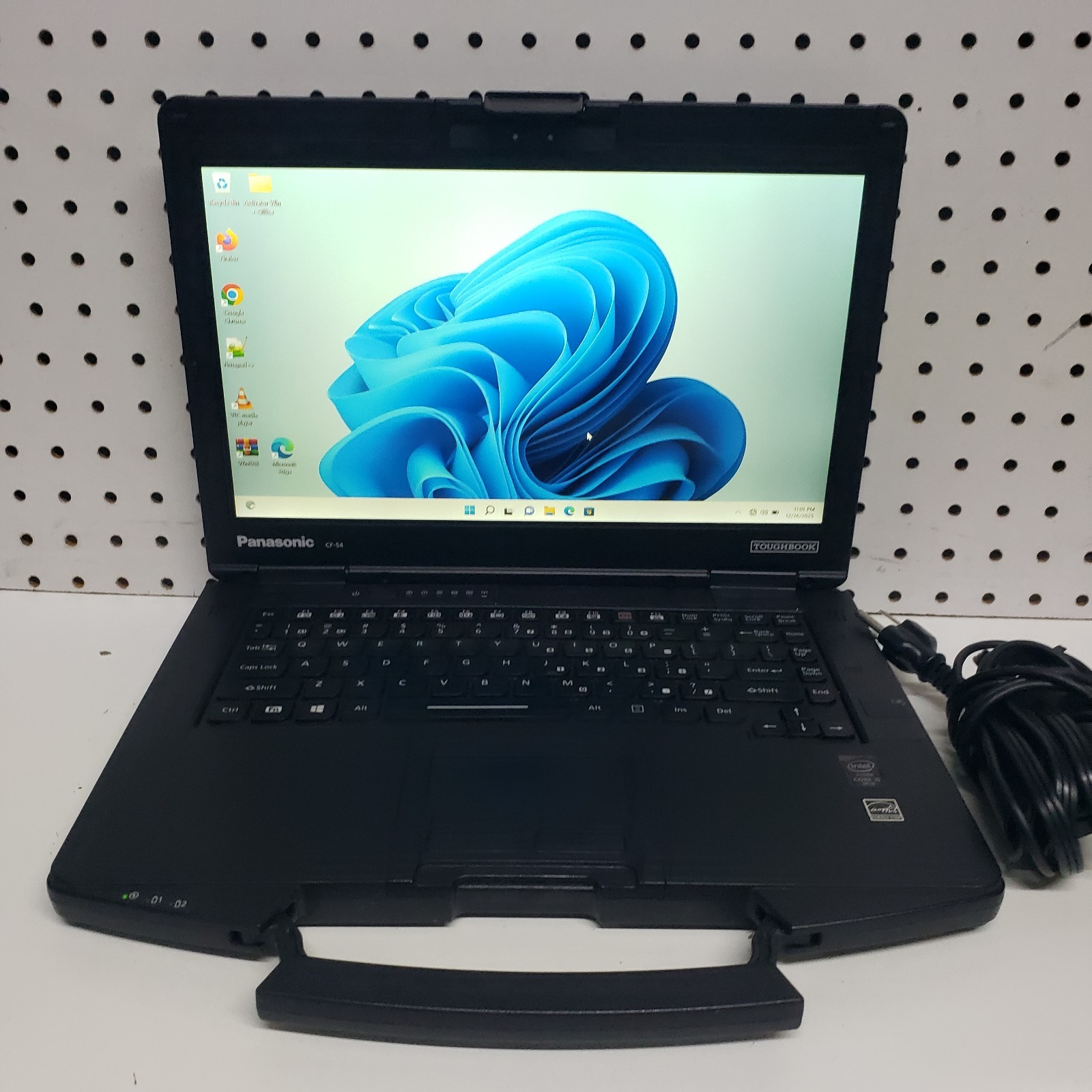 Panasonic ToughBook CF-54 14″ i5-5300U CPU 2.30Ghz 8GB Ram 256GB SSD Win11 Pro