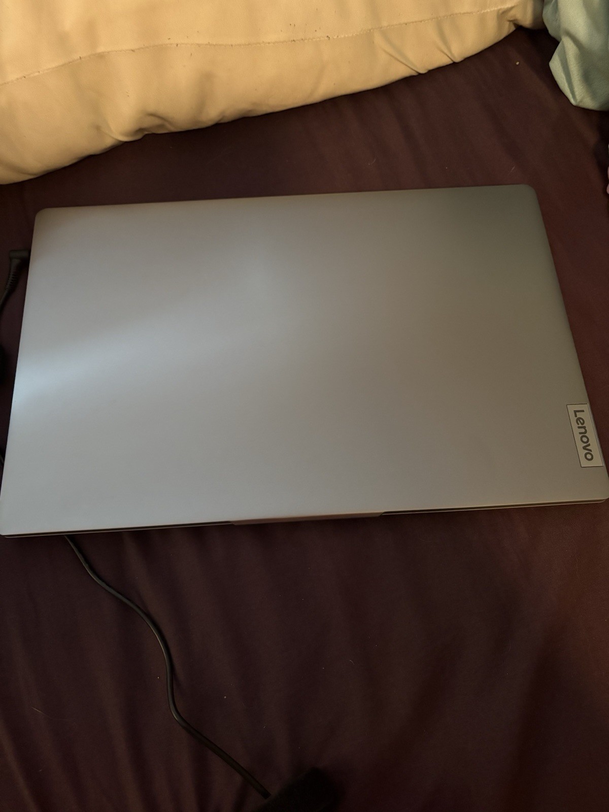 Lenovo IdeaPad Slim 3 15AMN8 15.6″ Laptop