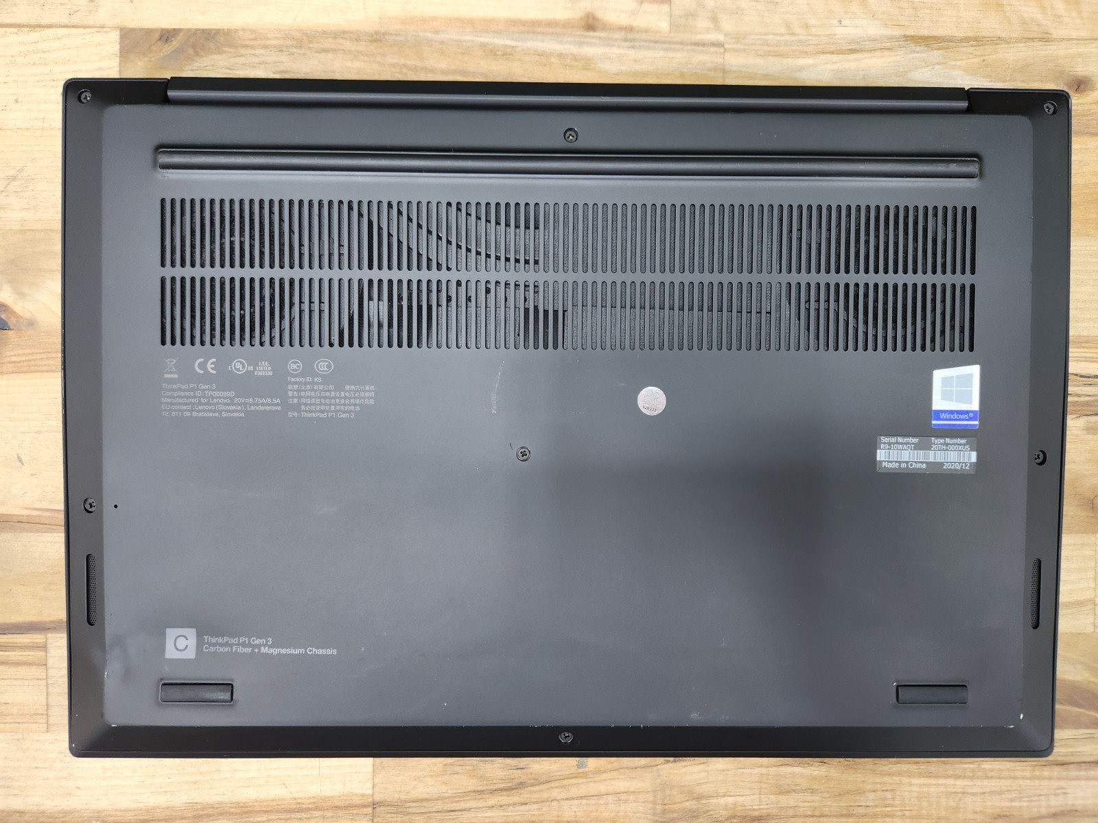 Lenovo ThinkPad P1 Gen 3 15.6″ i7-10750H 32GB 256GB SSD Quadro T1000 Win 11 Pro~