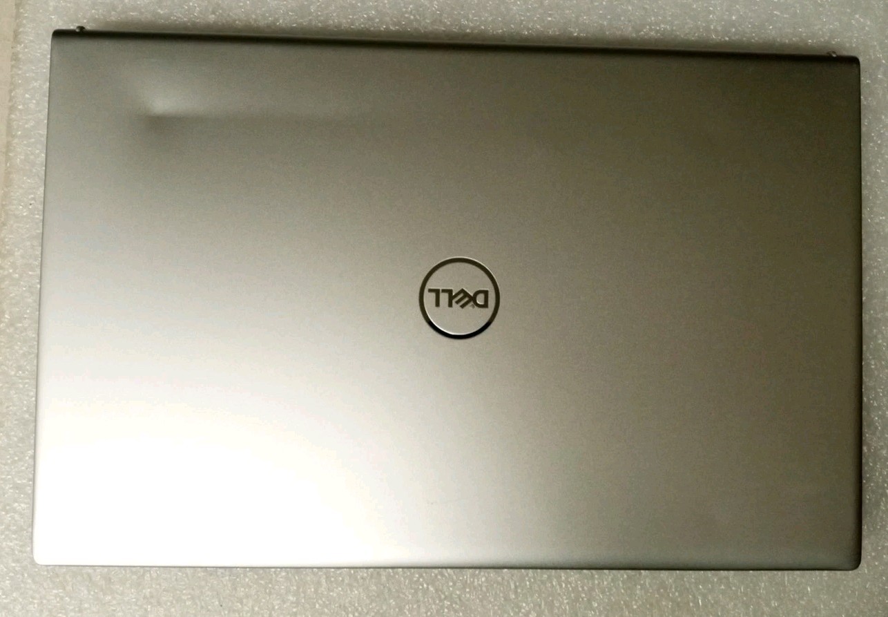 Dell Vostro 15 5510 15.6″ FHD Intel i7-11390H 3.40 GHz 16GB 512GB NVMe