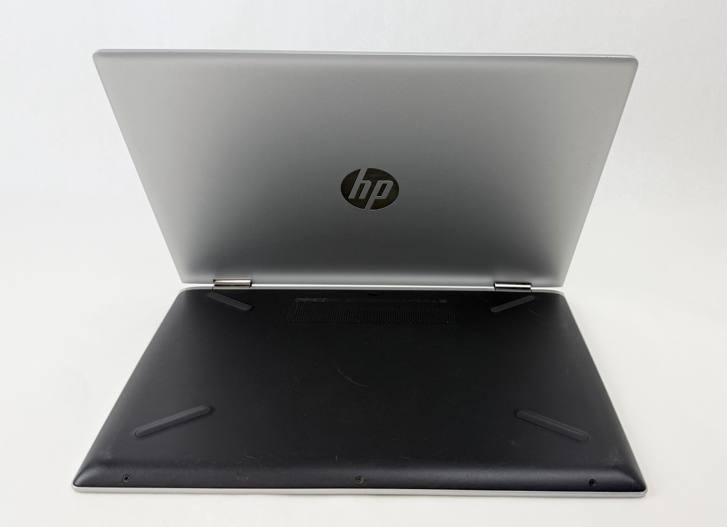 HP Pavilion x360 14m-cd0001dx 14″ HD Touch i3-8130U 8GB 512GB W11H