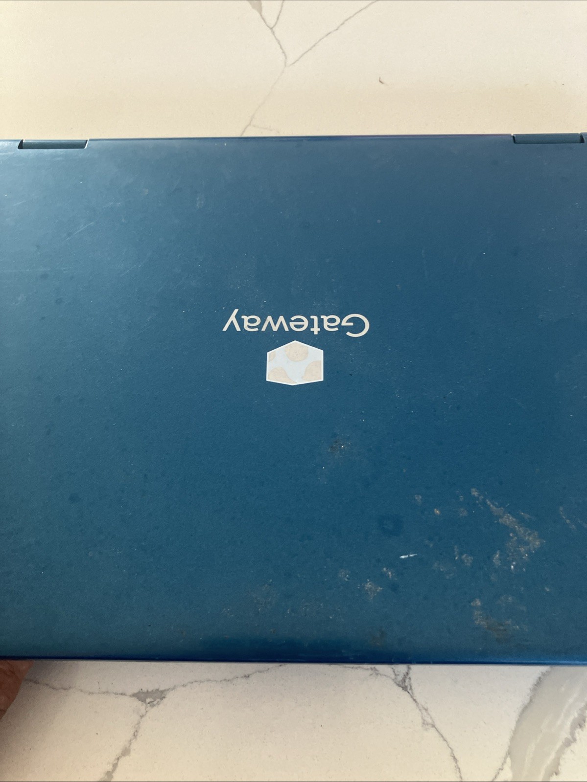 Gateway GWTC116-2BL notebook computer