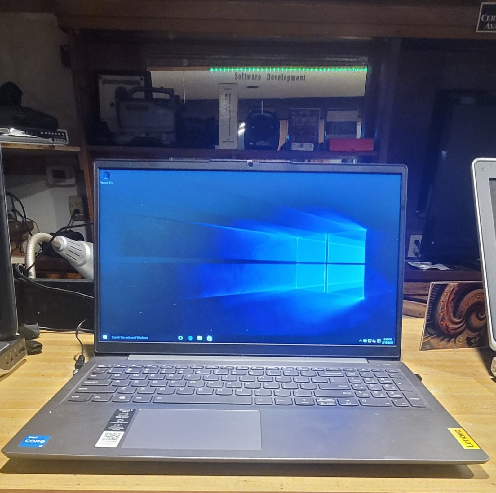 Lenovo Ideapad 3 15ITL6 • 16GB RAM 500GB SSD • Works Needs Drivers