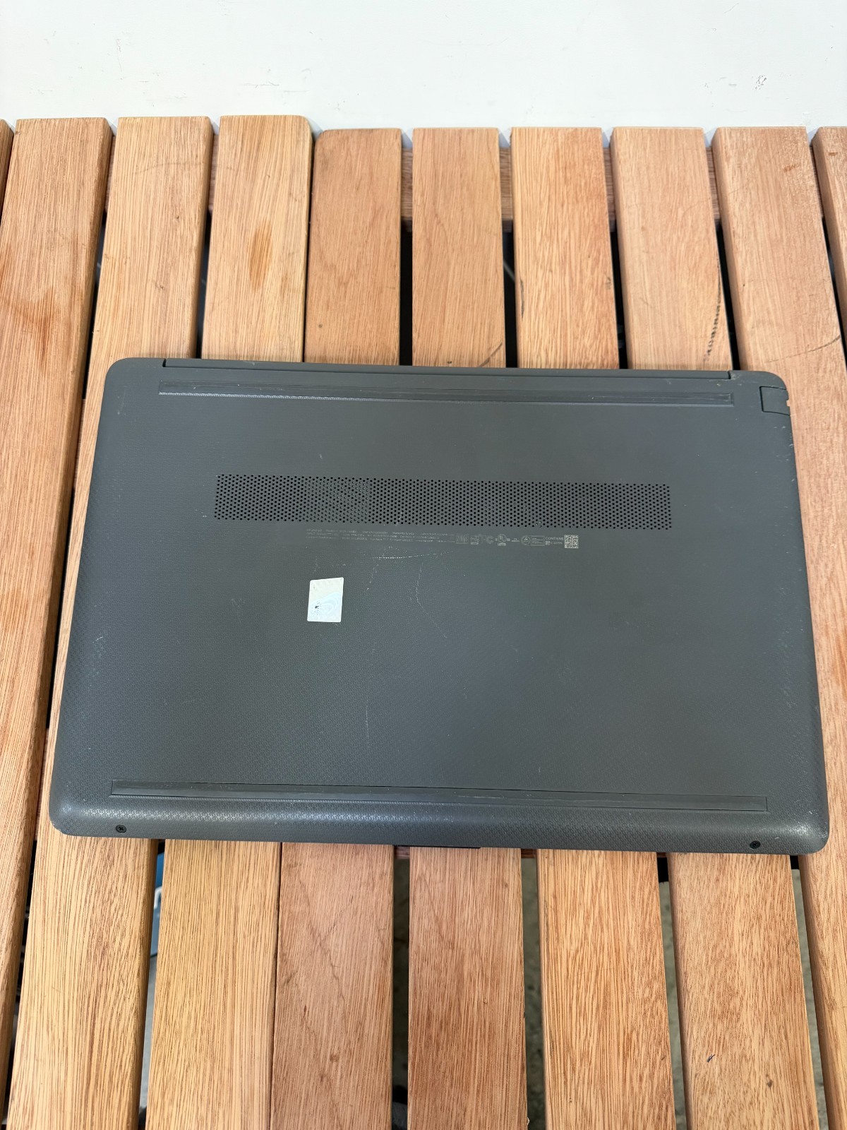 HP 255 G8 Laptop – AMD 3020e Radeon Graphics – 4GB RAM – 128GB SSD – PARTS ONLY