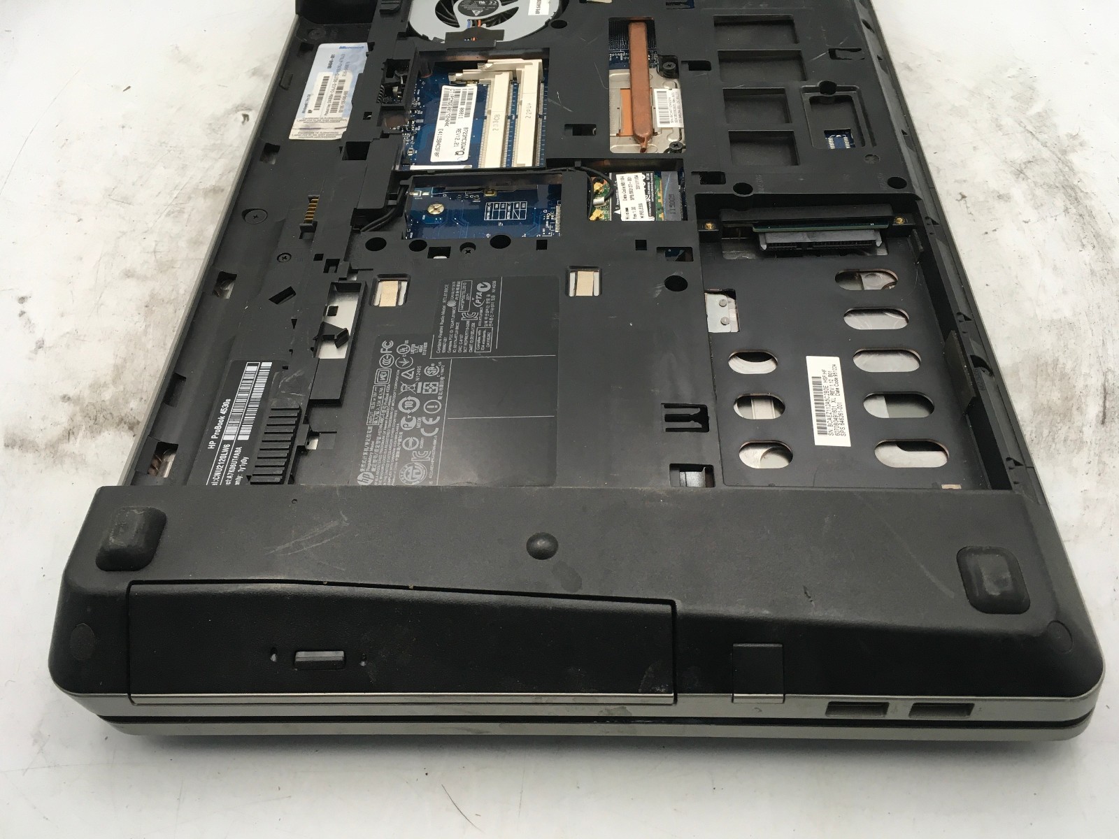 HP PROBOOK 4530S – BOOTS TO BIOS – INTEL I3 2350M – NO RAM – READ DESCRIP – BB !