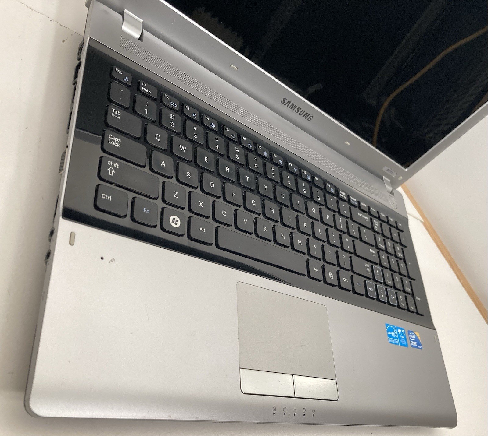 Samsung NP-RV511 Laptop SERVICED & RESTORED/15.6″/Windows 7/Excellent Condition!