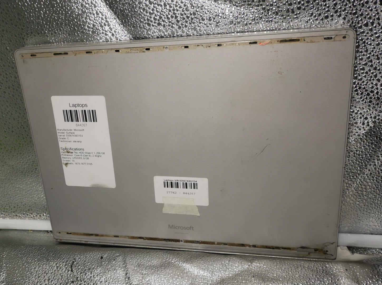 Microsoft Surface Book 13.5″ Intel Core i5-6300U 8GB RAM 256GB