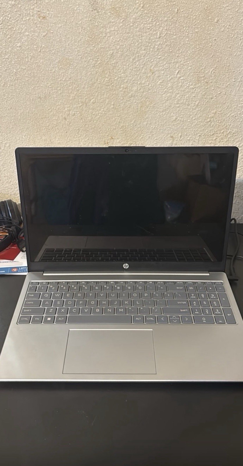 HP 17-CP3005DX Laptop 17.3″ Ryzen 5 7000 Series, 8GB RAM, 512GB SSD