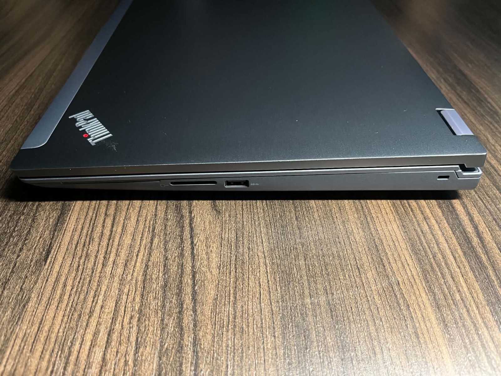 Lenovo ThinkPad P16 Gen 2 i9-13950HX RTX 5000 Ada 64GB 2TB 4K OLED Touch
