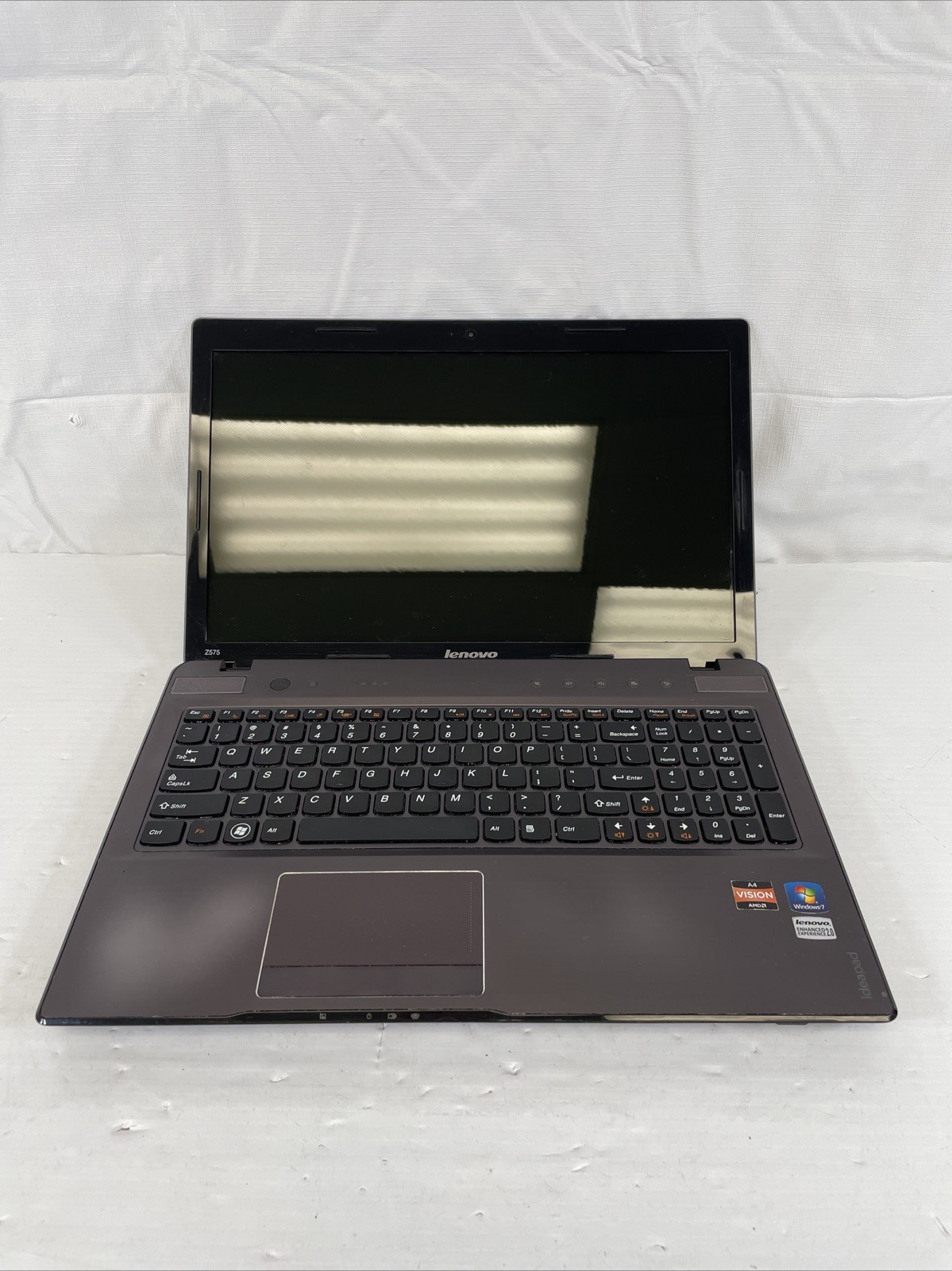 Lenovo IdeaPad Z575 15.6″ AMD A4-3300M 1.9GHz 4GB RAM 500GB HDD Windows 10