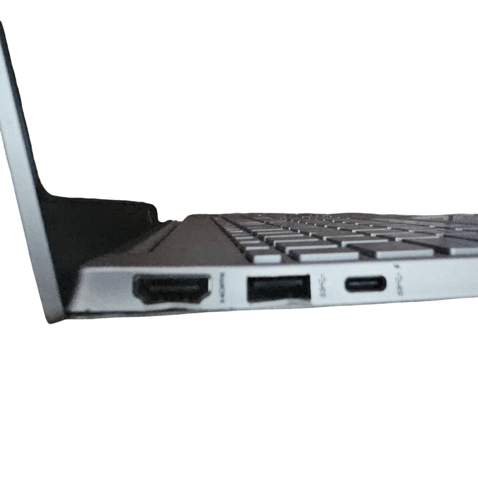 HP Pavilion 15-eg3053cl 15″ Laptop – 16GB – 512GB – Intel i5 1335U – Worn