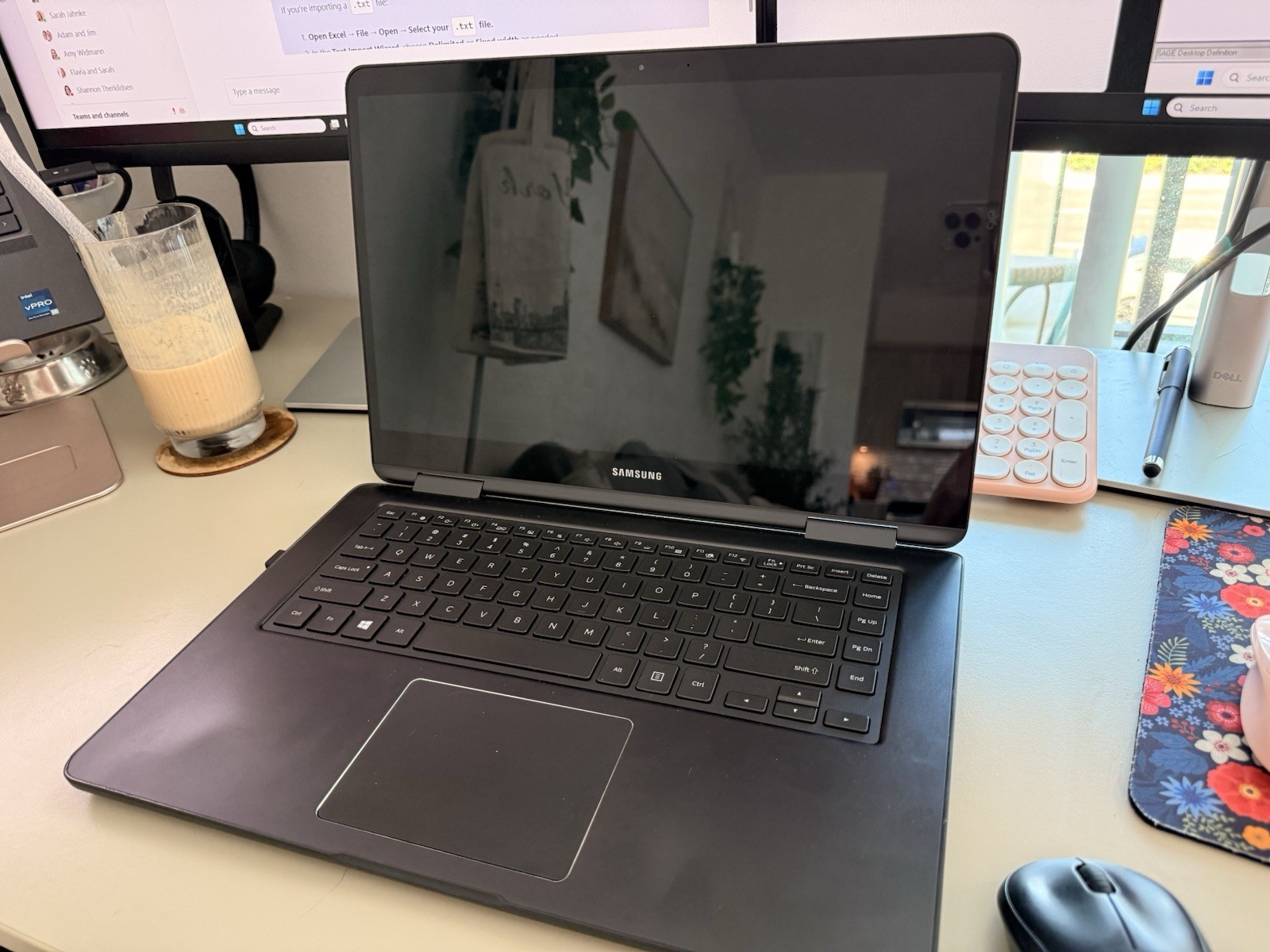 Samsung Notebook 7 Spin 15.6” Touchscreen Laptop – Ryzen 5 / 8GB RAM /Windows 11