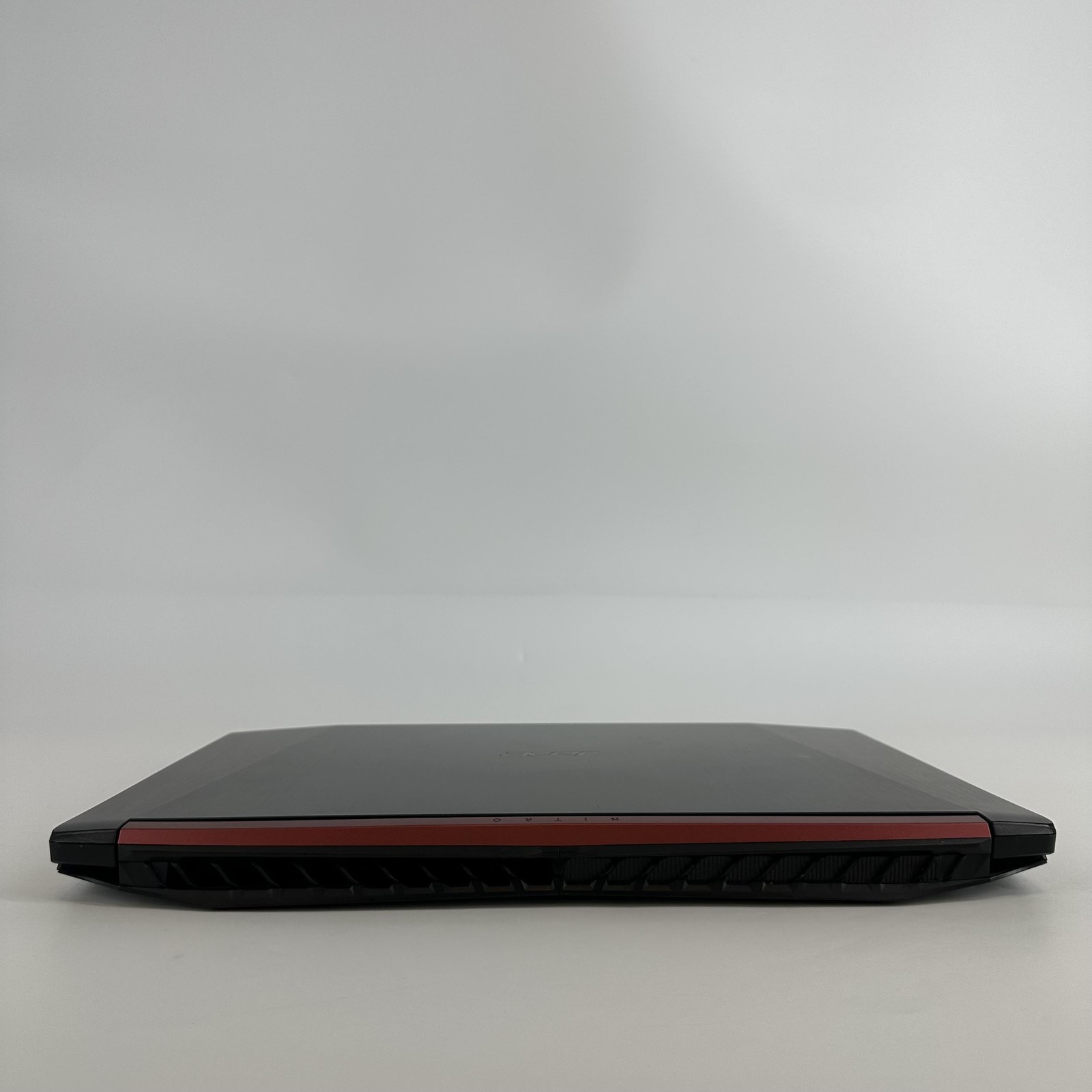 Acer Nitro 5 15.6 FHD i5-7300HQ 2.50GHz 16GB 256GB SSD/1TB HDD GTX 1050 Ti Good