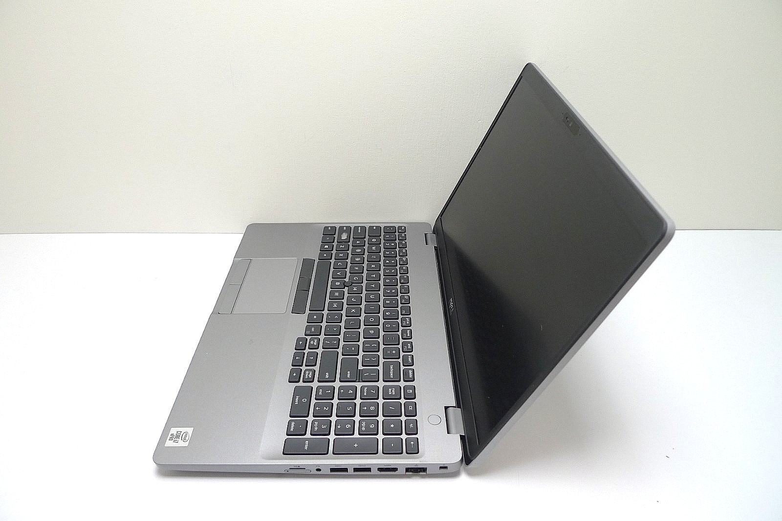 Dell Latitude 5511 | i7-10850H | 16GB RAM | 512GB NVMe | Linux | Charger | Read