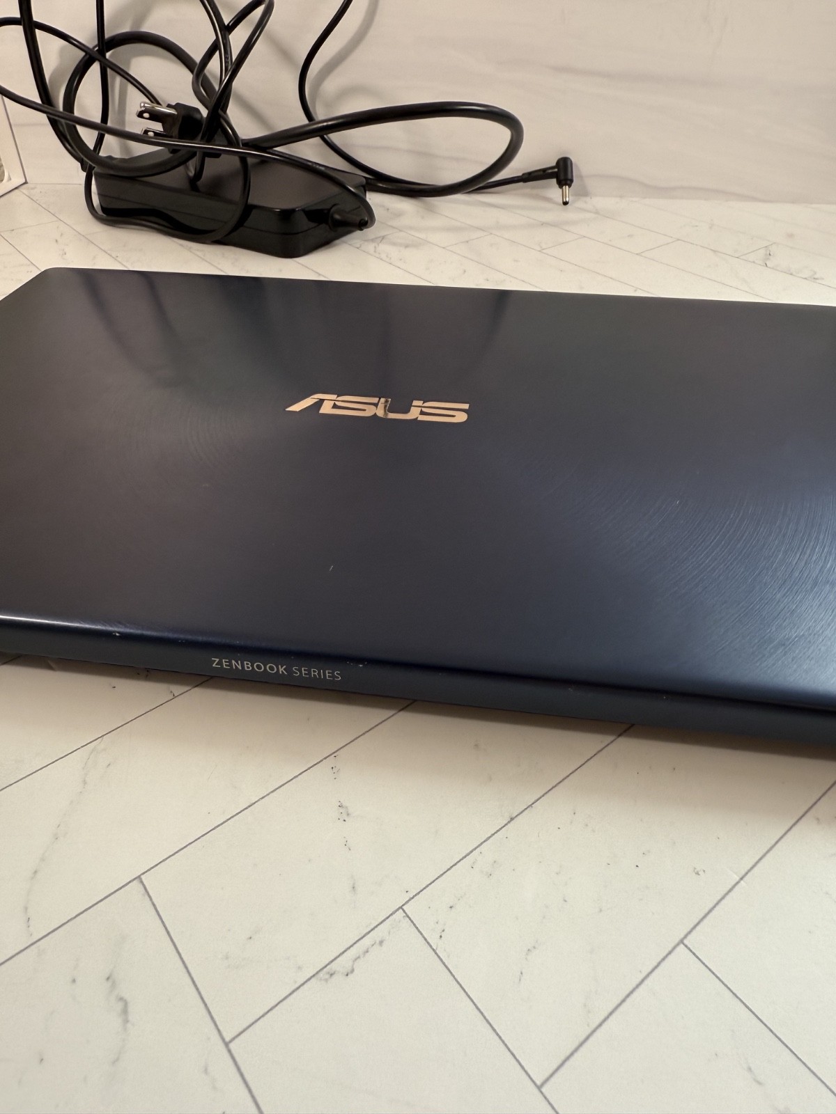 ASUS ZenBook 15 UX534FTC Intel i7 16GB RAM 1TB SSD NVIDIA GeForce GTX 1650 #H423