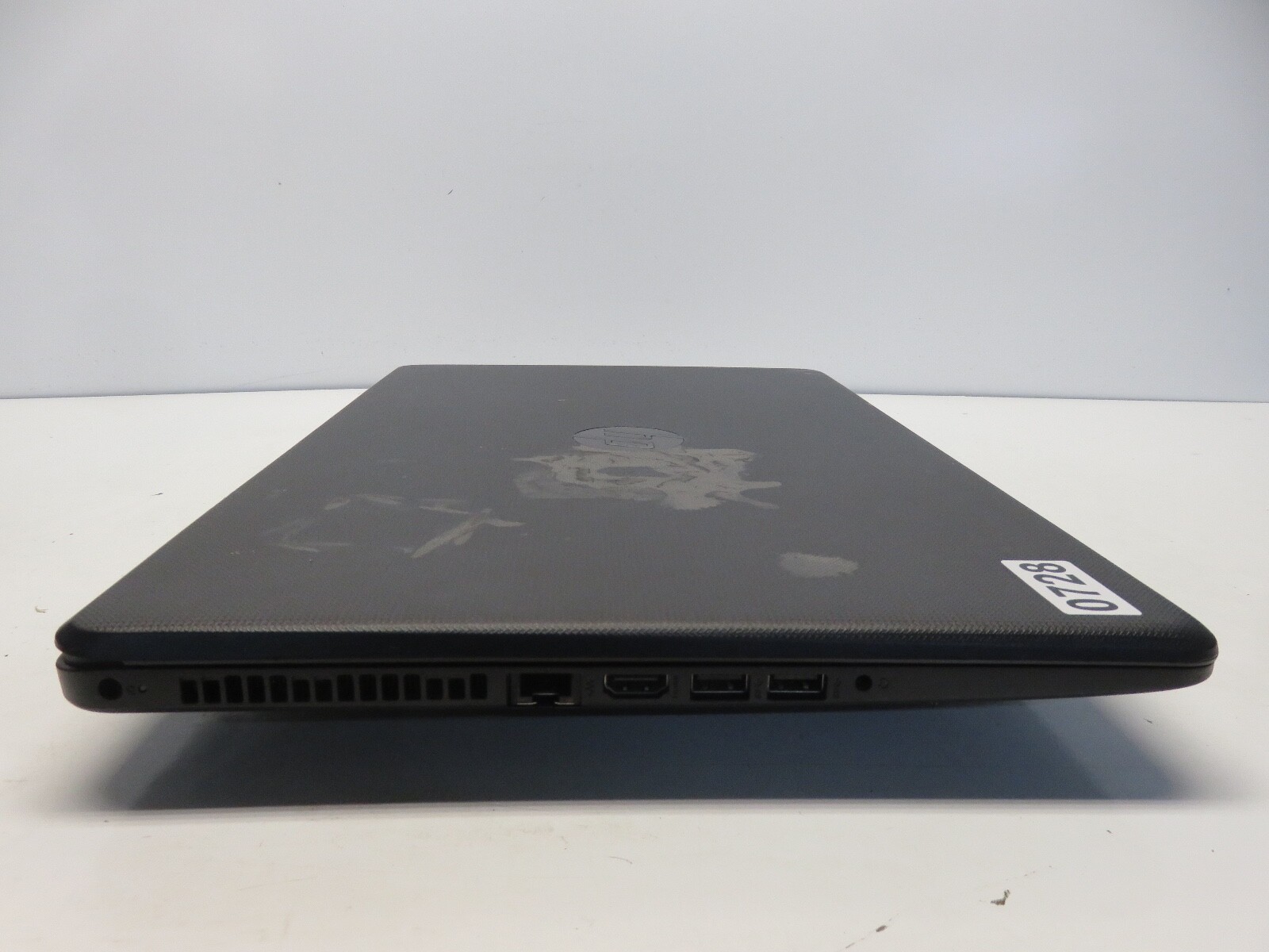 HP Laptop 17 -ak0xx AMD A9-9420 3 GHz 8GB NO HDD No Batt