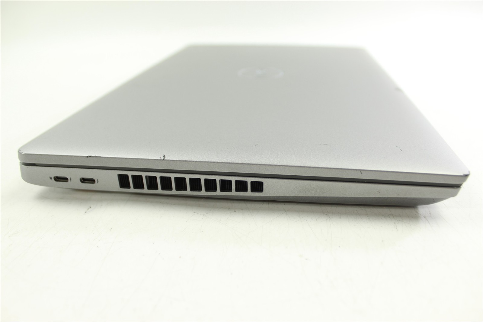 Dell Latitude 5531 15.6″ FHD i5-12500H 2.5GHz 256GB SSD 16GB RAM NO OS