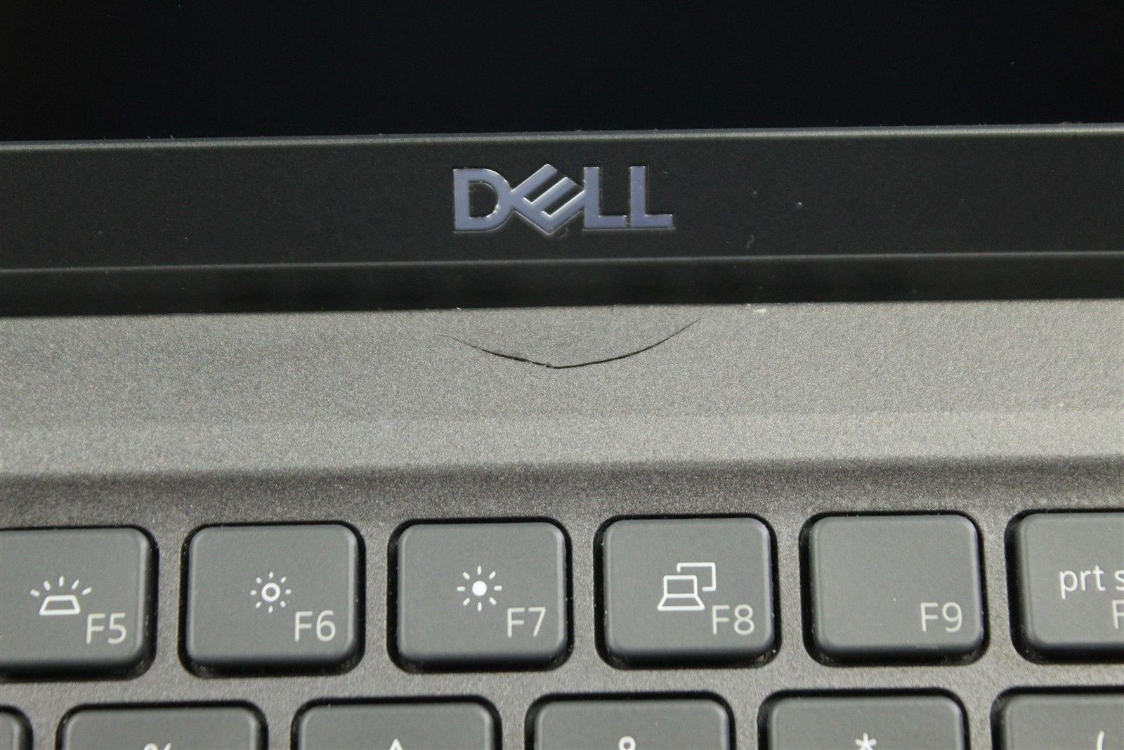 Dell Latitude 7330 13.3″ FHD i7-1265U 1.8GHz 512GB SSD 16GB RAM W11P