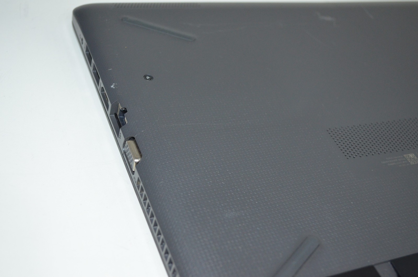HP 255 G6 Laptop – AMD A6-9220 Radeon R4 – 8GB RAM – 1TB HDD – WIN10Pro