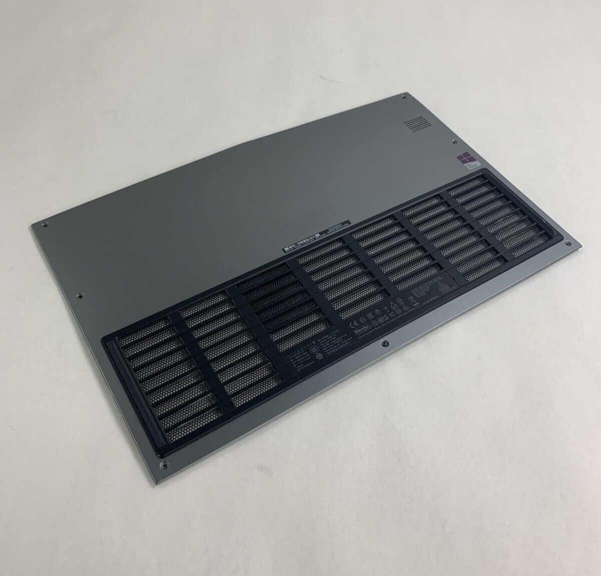 Alienware 17 R4 P31E001 2016 Keyboard Bottom Cover Only – No Screws