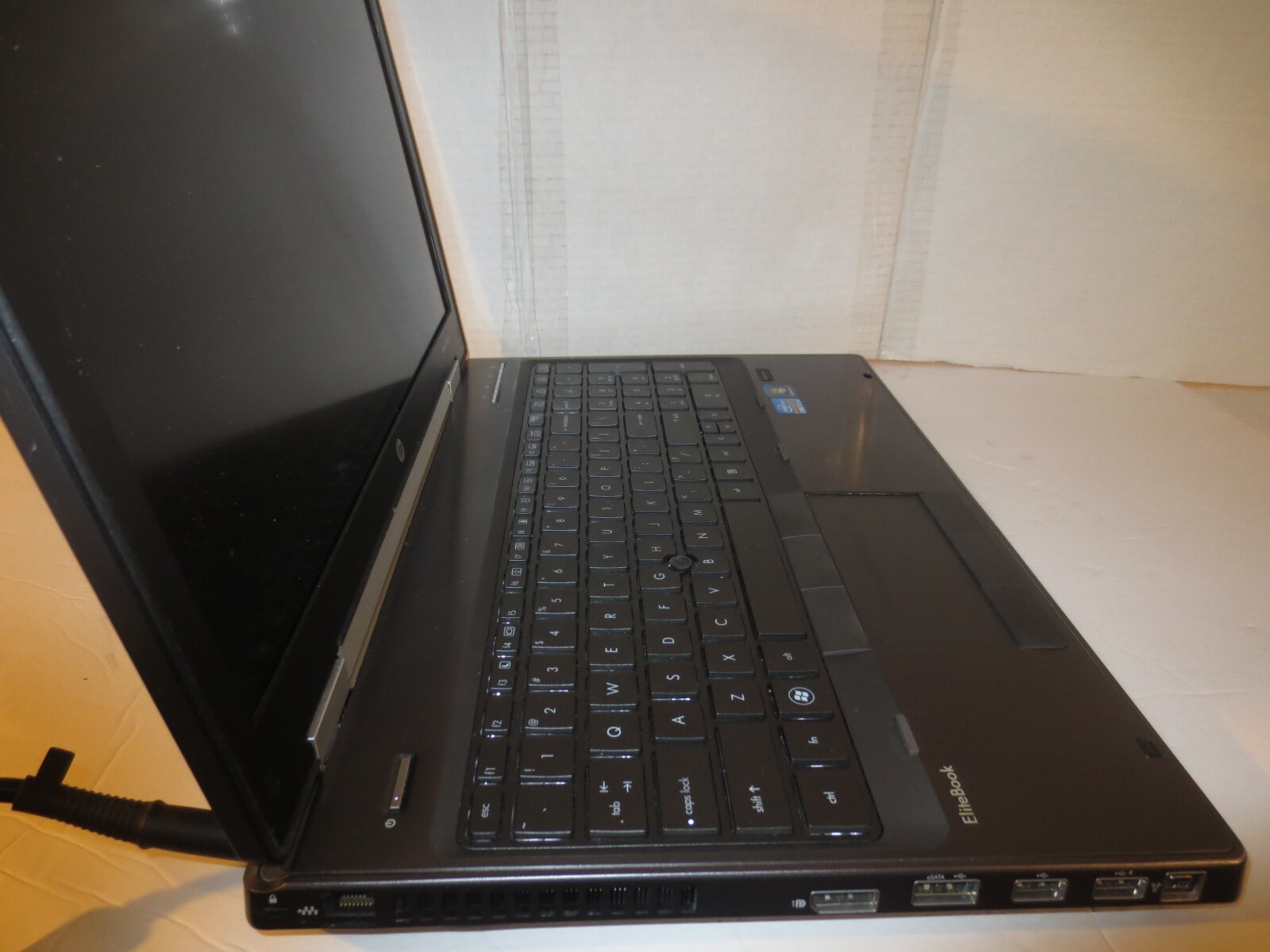 HP ELITEBOOK 8560W 15.6″ CORE i7-2720QM@2.2GHZ 16GB RAM 1TB HDD WIN 7 OFF 13