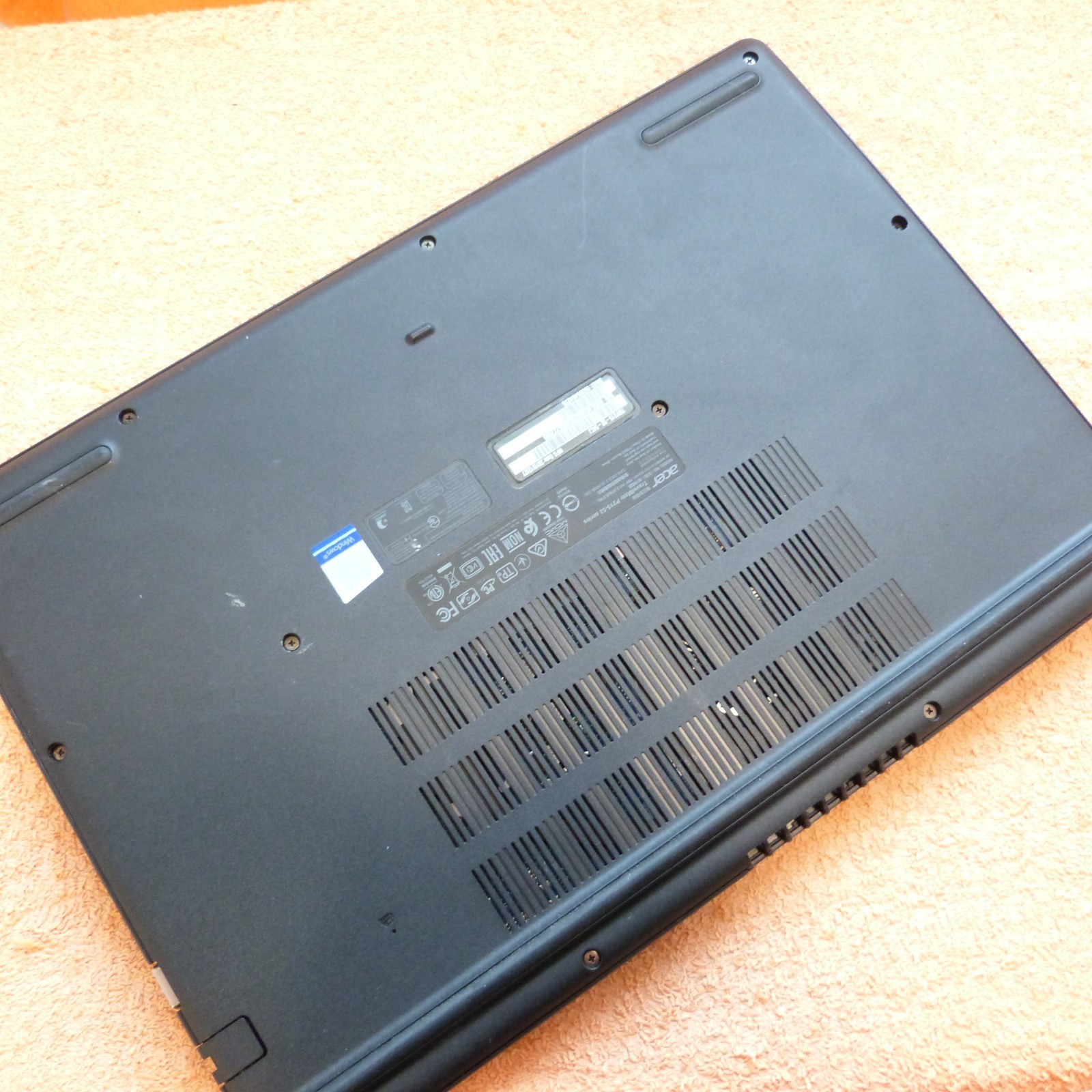 Acer P215 Travelmate POWER Core i5 10GEN I 15″ FULLHD I SSD Windows 11 PRO