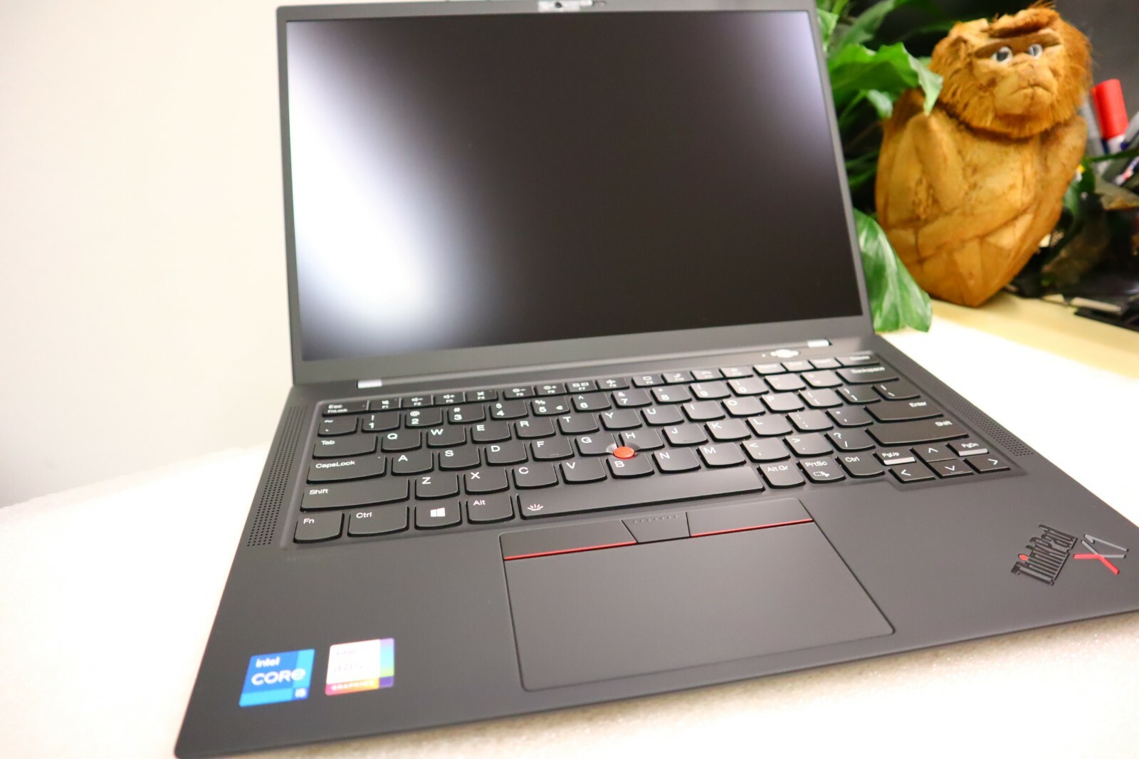 US English Lenovo Thinkpad X1 Carbon G9 5G WUXGA i5-1145G7 32GB 2TB Gar Laptop
