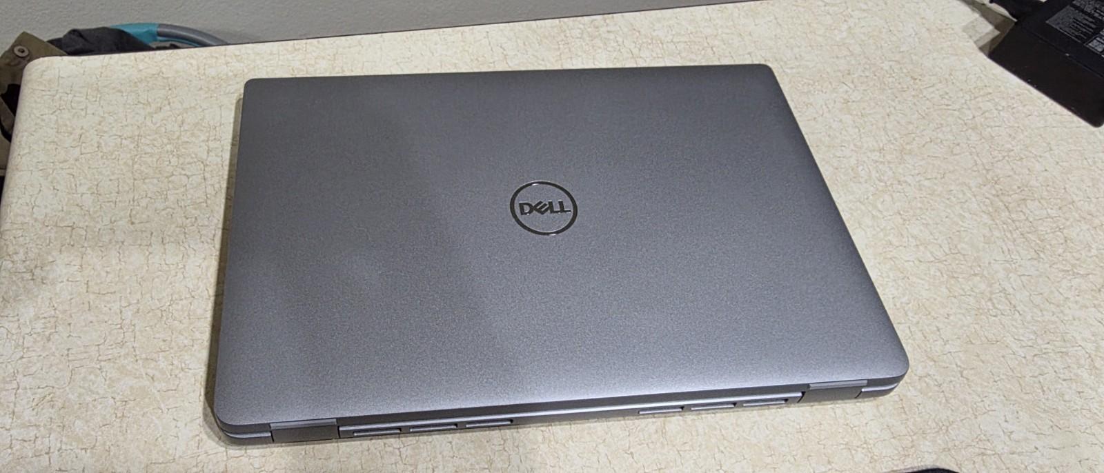 Dell Latitude 5450 14″ FHD TOUCH Core Ultra 7 165U 32GB 512GB NVMe Win 11 Gray