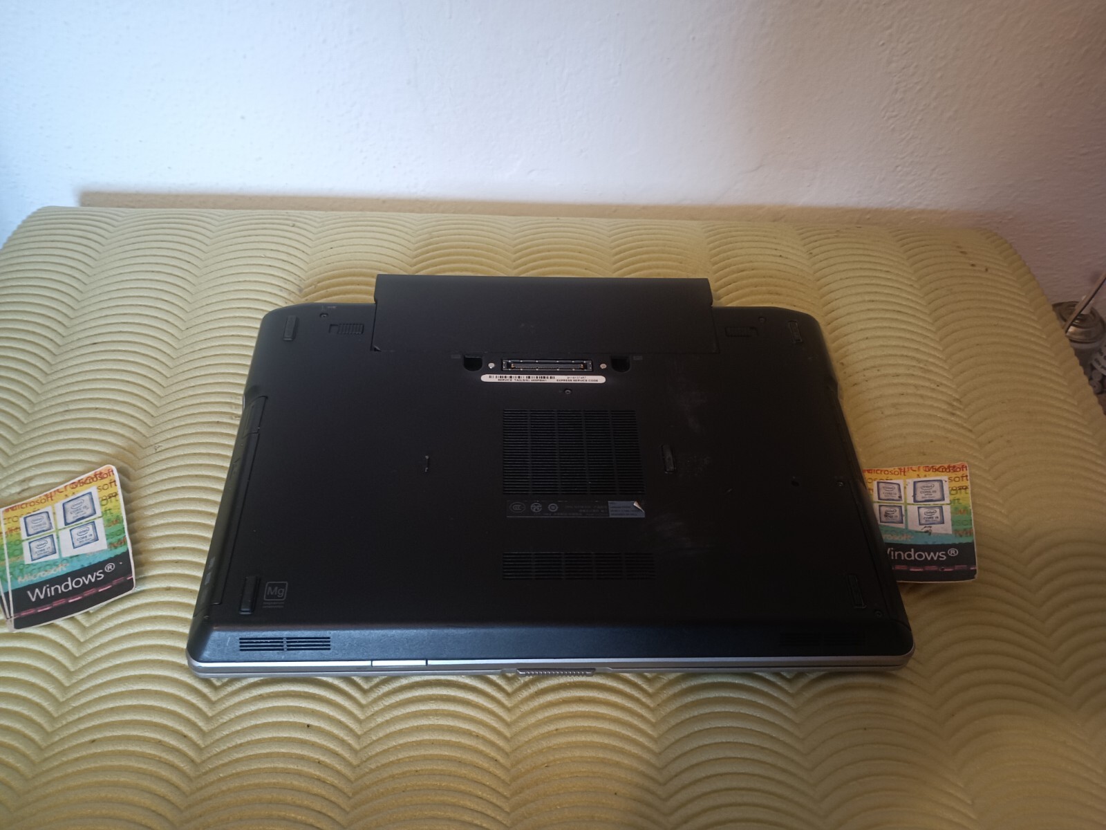 DELL LATITUDE e6430 14″ i5-3320M 8GB 128GB SSD M2 windows11