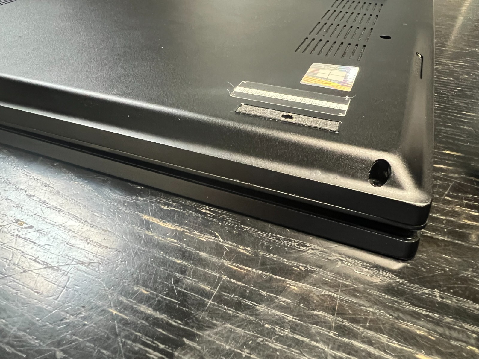 Lenovo ThinkPad E14 Gen 1 14″ Intel Core i3-10110U 8GB 256GB NO PASSWORD