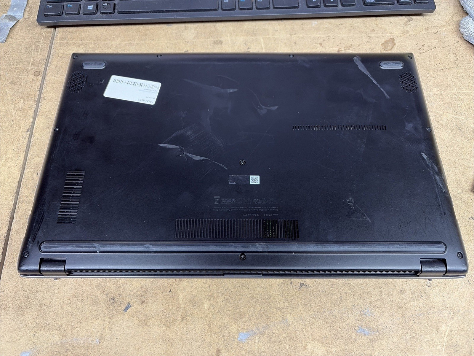 Asus Vivobook 15 15.6″ FHD Intel I5-1035G1 20GB RAM 256GB SSD Fingerprint