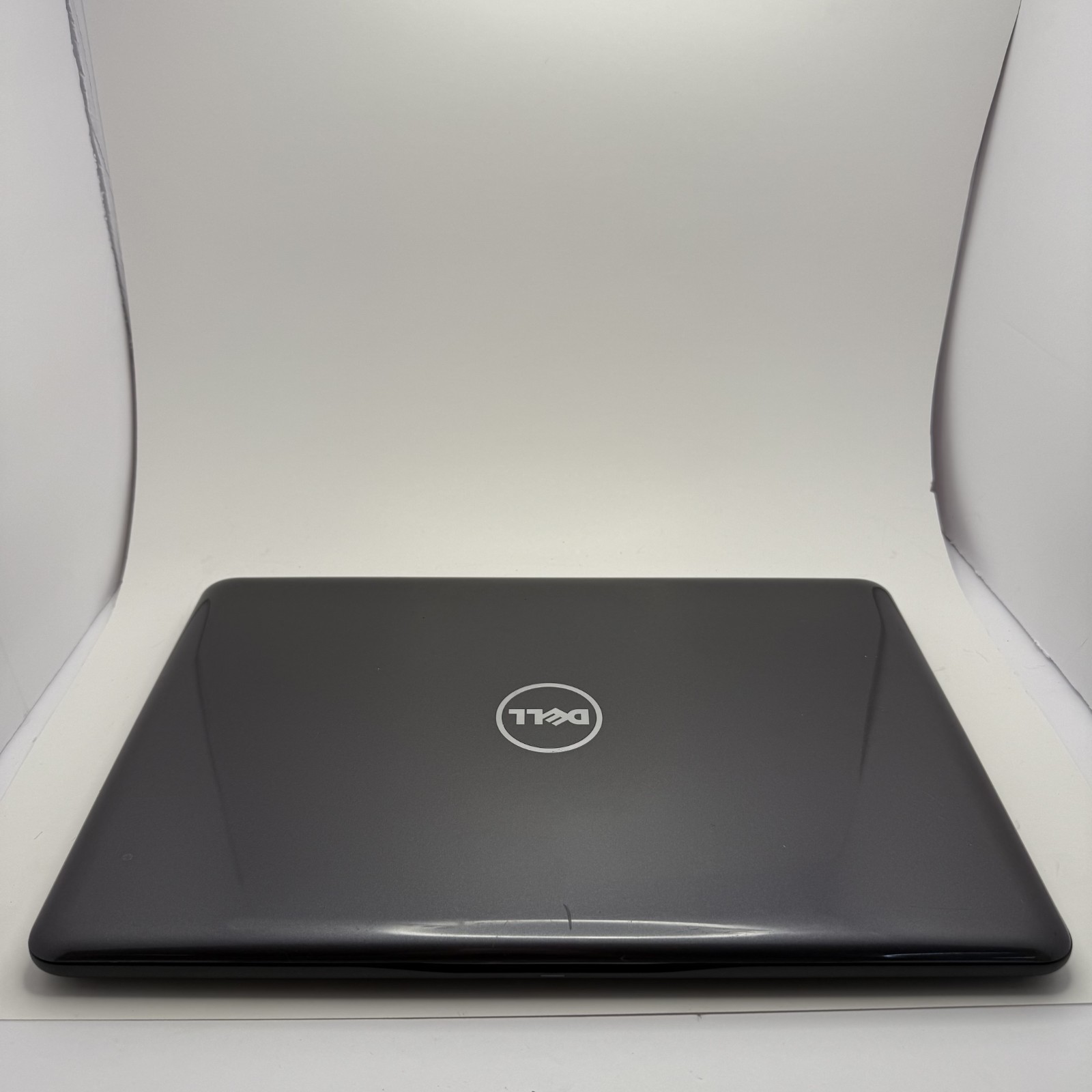 Dell P66F001 15 Inches 16GB RAM AMD 7th Generation Will Work W New HD