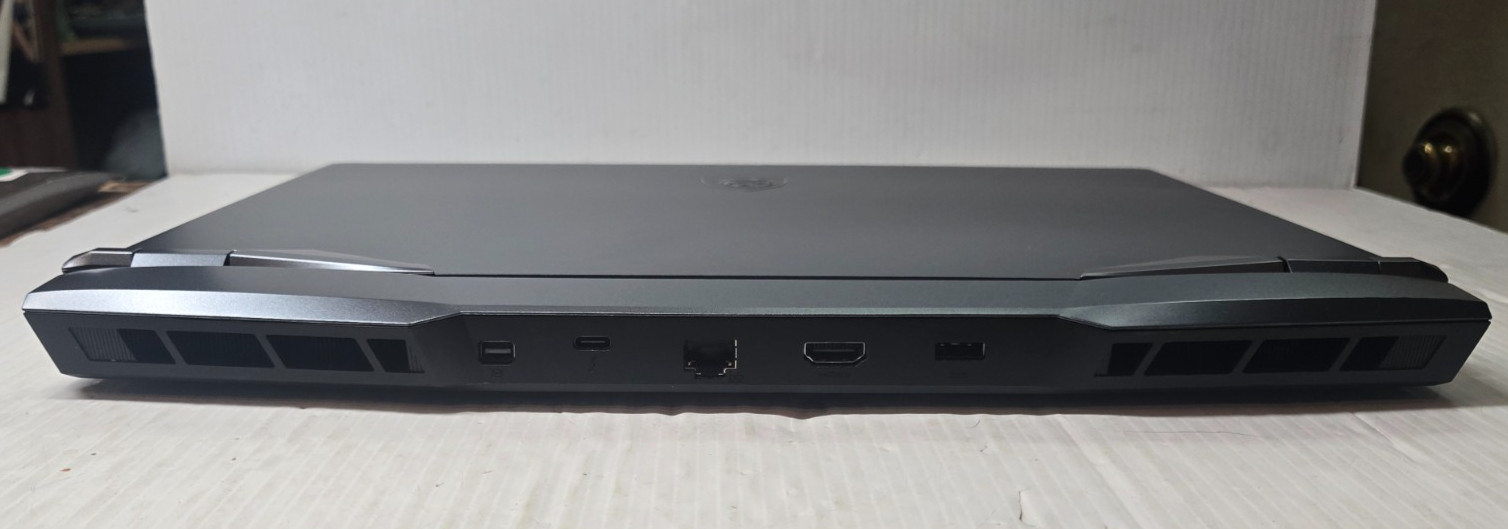 MSI Raider GE66 12UGS-602 15.6- i7-12700H – 3070 Ti – 16gb RAM – 1TB + 512GB SSD