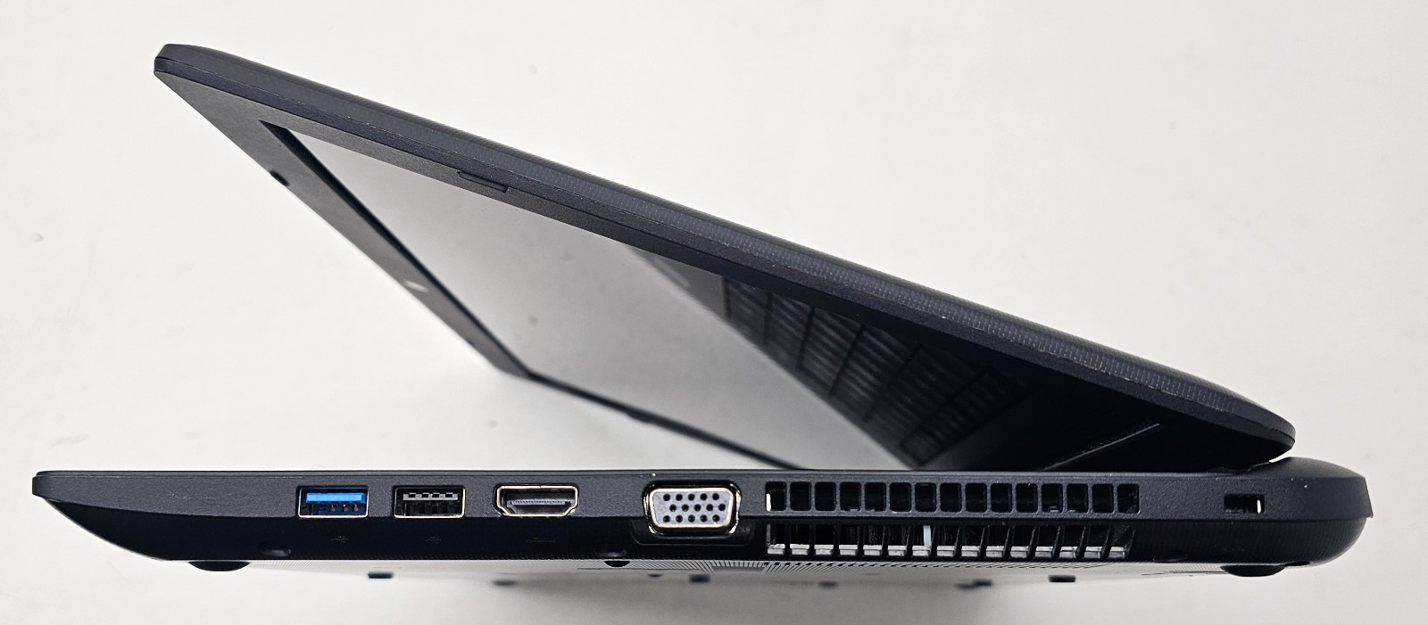 Toshiba Satellite C55-B5270 Laptop Intel Pentium N3530 8GB 500GB HDD NO OS (FL)