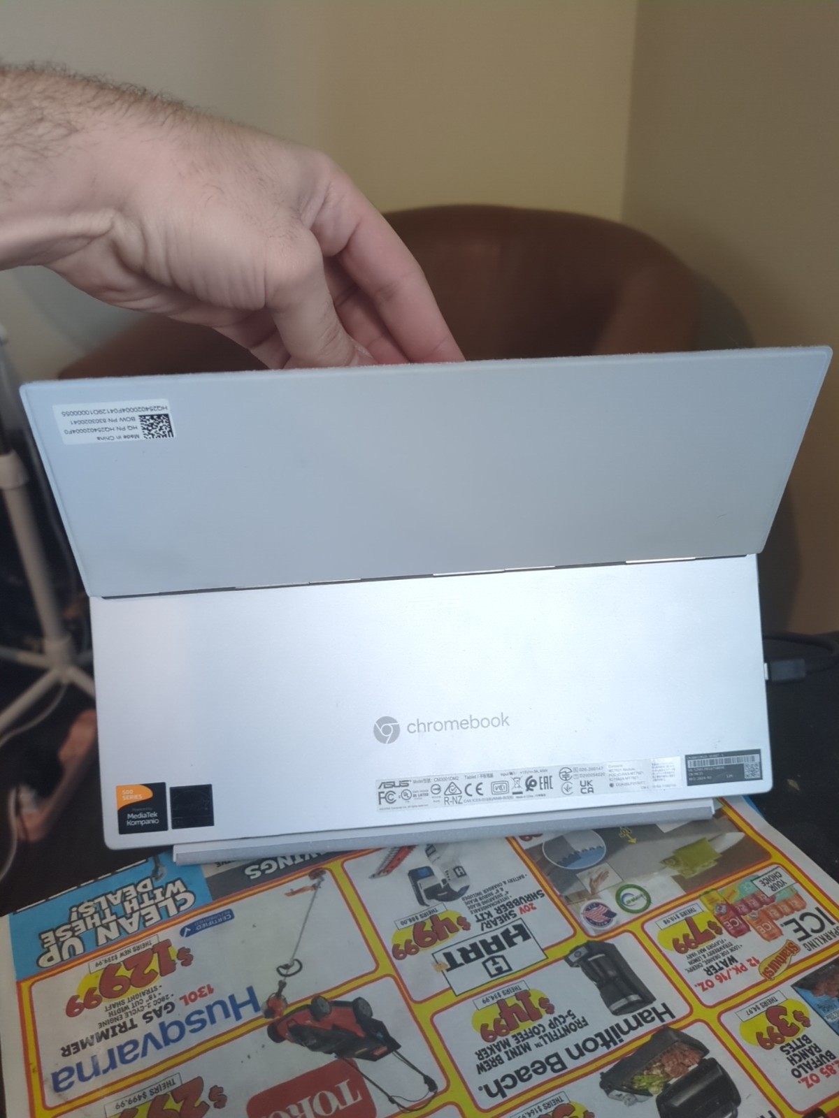 ASUS CM3001DM2A-WS88T-S 10.5″