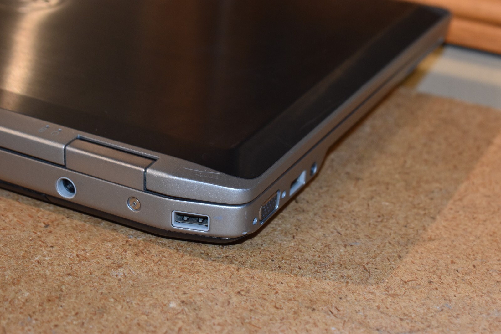 Dell Latitude E6520 Laptop Intel Core i7-2640M 128GB SSD Windows 7 Pro 32-bit
