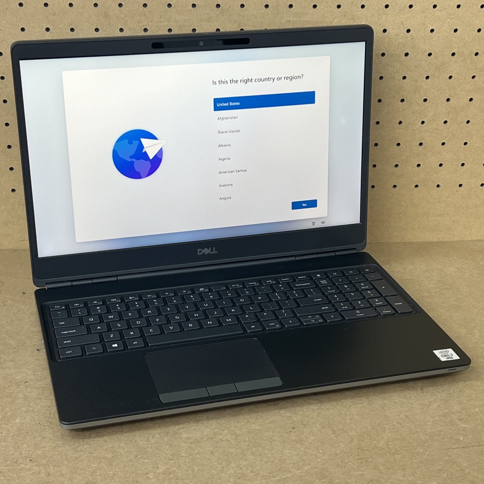 Dell Precision 7550 i7-10850H 16GB Ram 512GB Quadro T1000 – Fair *Low Battery*
