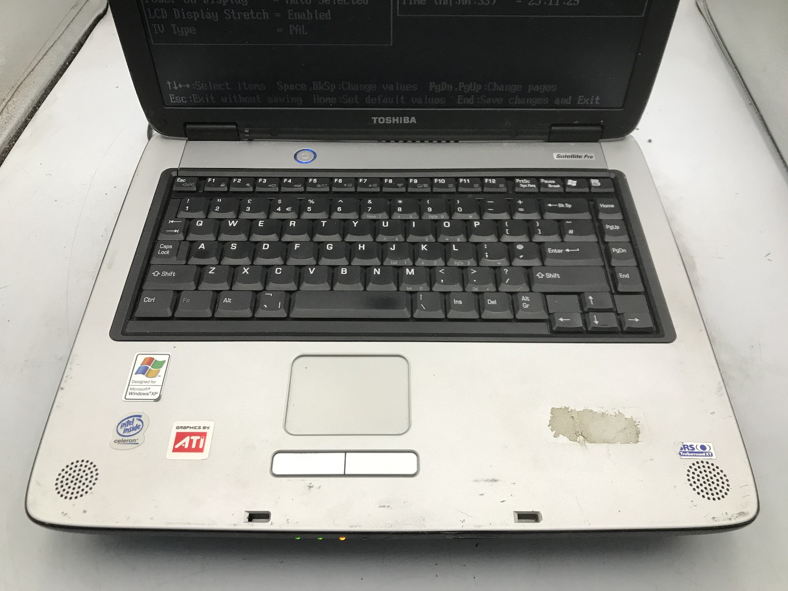 TOSHIBA SATELLITE PRO A60 – BOOTS TO BIOS – INTEL CELERON – 256MB RAM – READ -BB