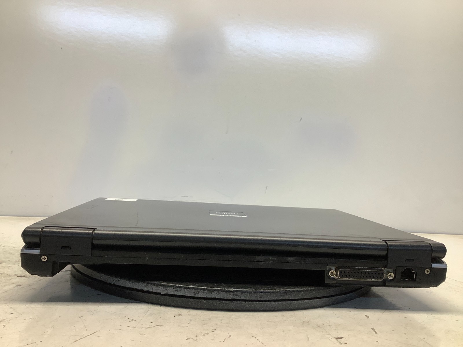 Fujitsu LifeBook E8310 Intel Core 2 Duo T7500 2.2GHz 2 GB NO HDD