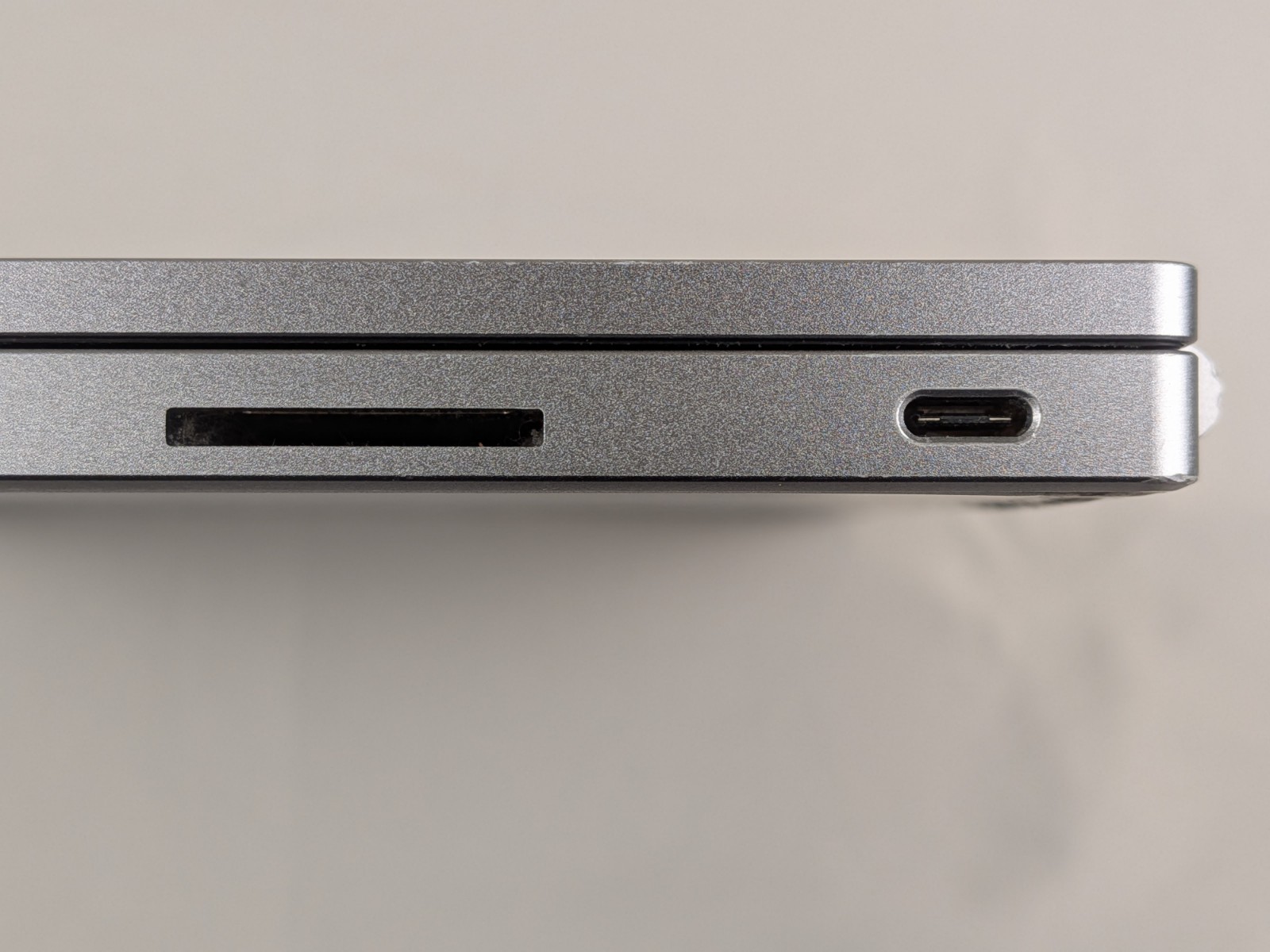 Chromebook Pixel C1501W 2015 16GB RAM – PARTS ONLY – NOT WORKING – READ DESC