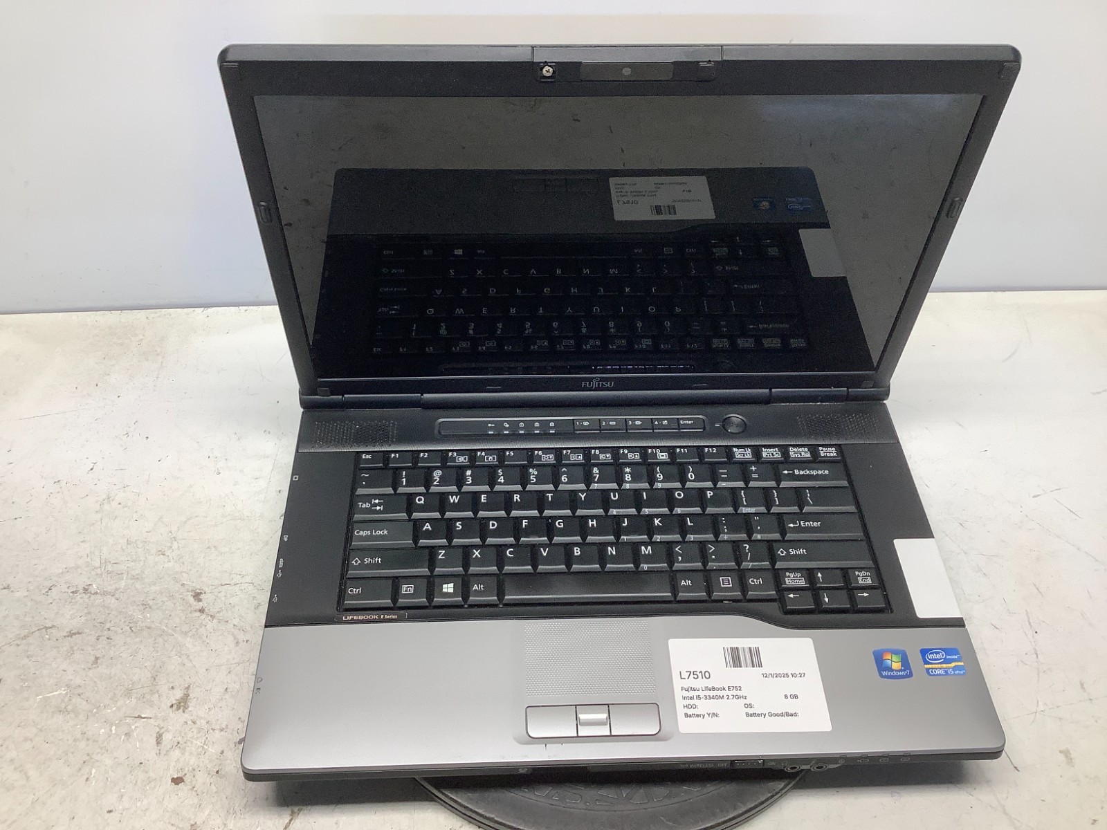 Fujitsu LifeBook E752 Intel i5-3340M 2.7GHz 8 GB NO HDD