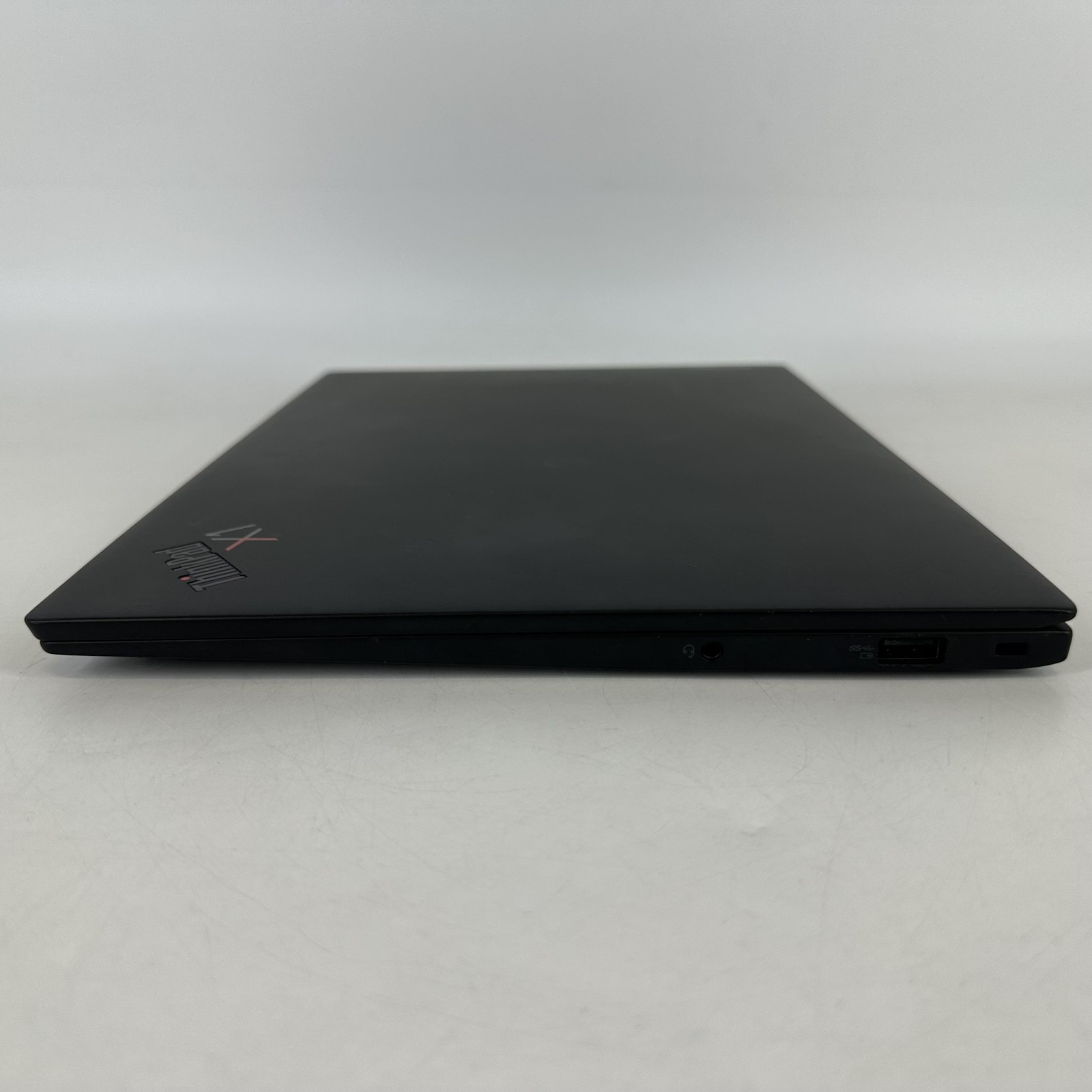 Lenovo ThinkPad X1 Carbon Gen 11 14 FHD+ TOUCH 1.8 GHz i7-1365U 32GB 512GB SSD