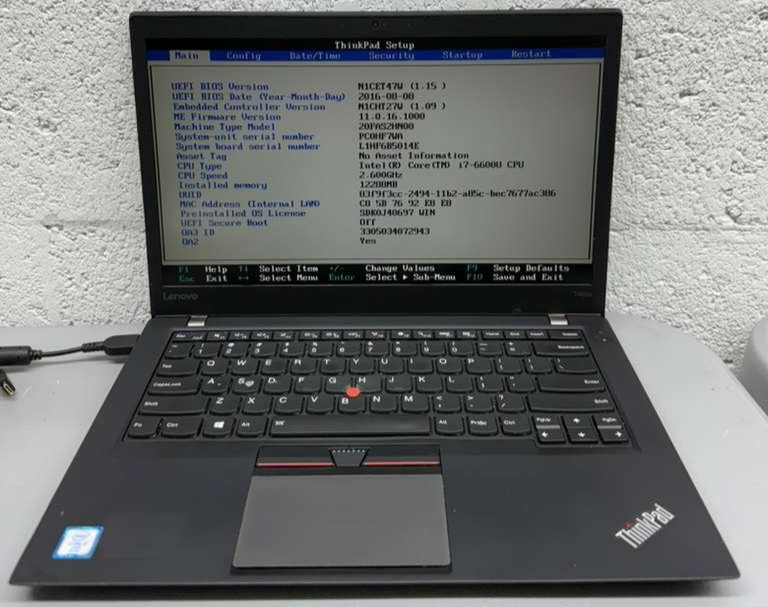 Lenovo ThinkPad T460s 14″ Laptop 4GB RAM – Worn Key –